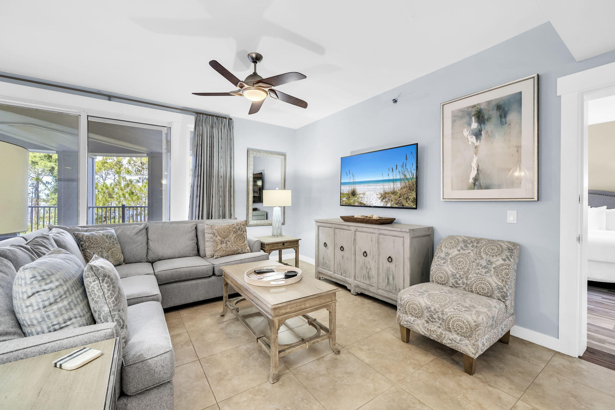 BAHIA CONDO - Residential