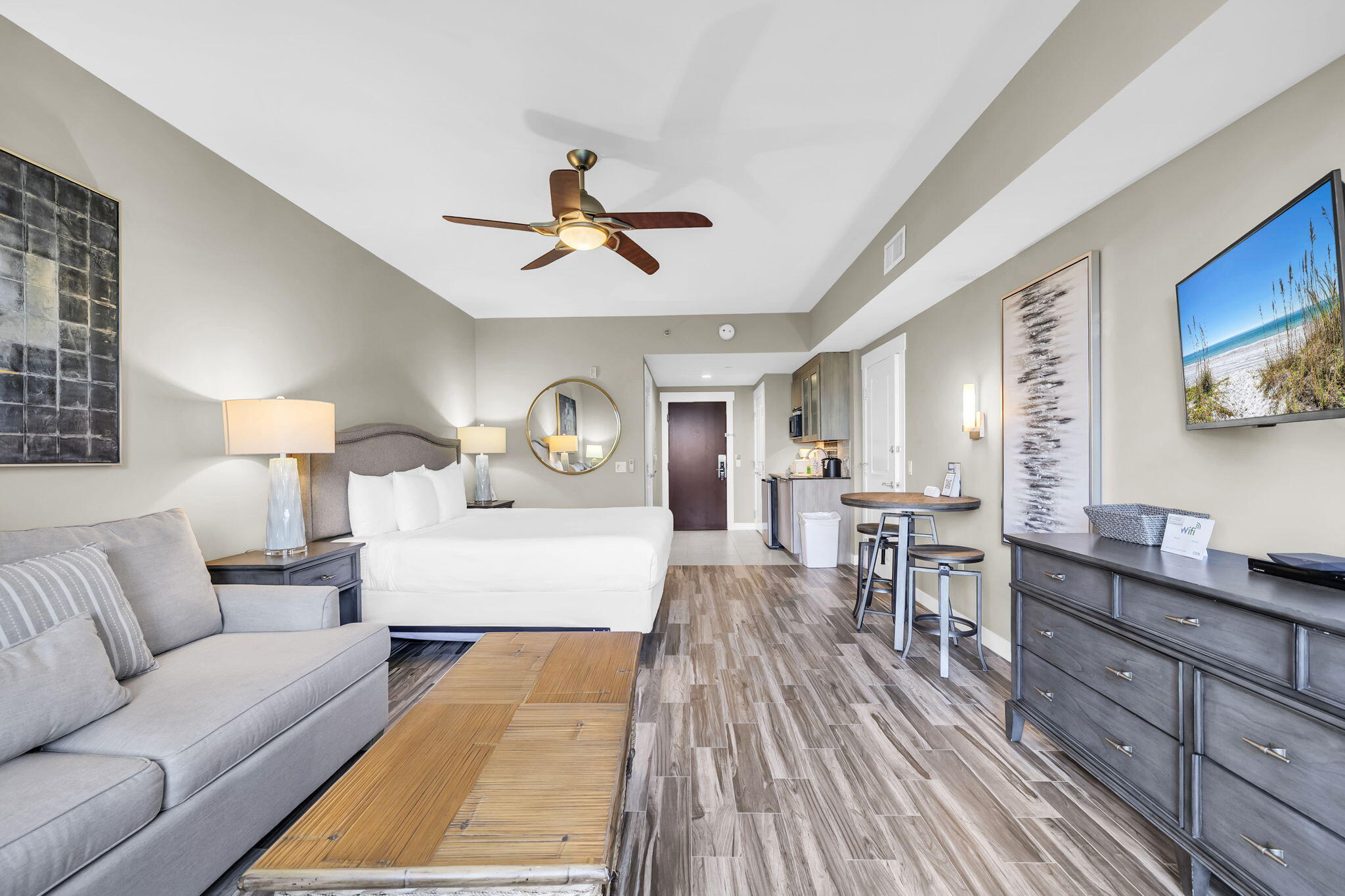 BAHIA CONDO - Residential