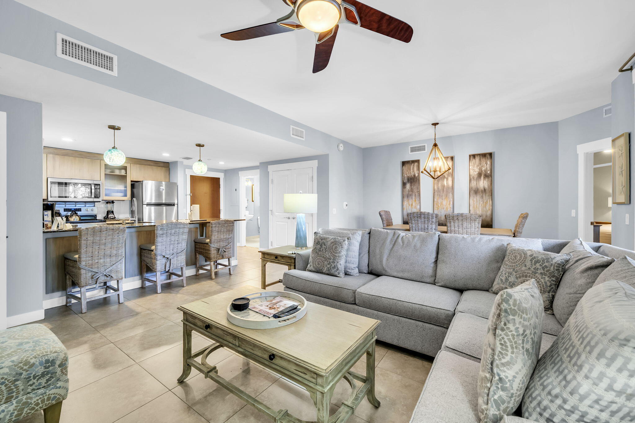 BAHIA CONDO - Residential