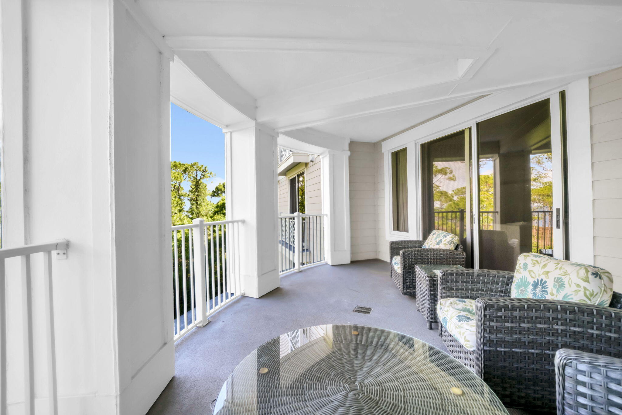 BAHIA CONDO - Residential