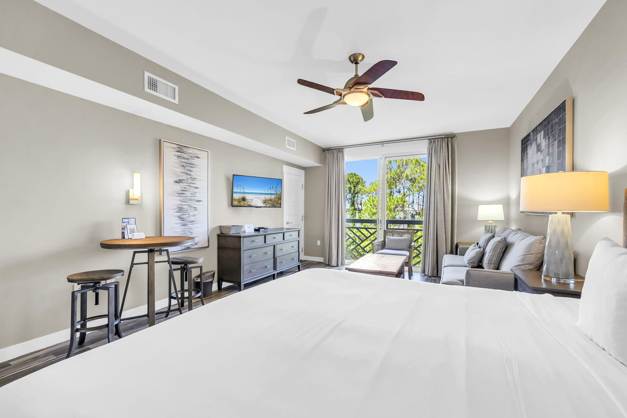 BAHIA CONDO - Residential