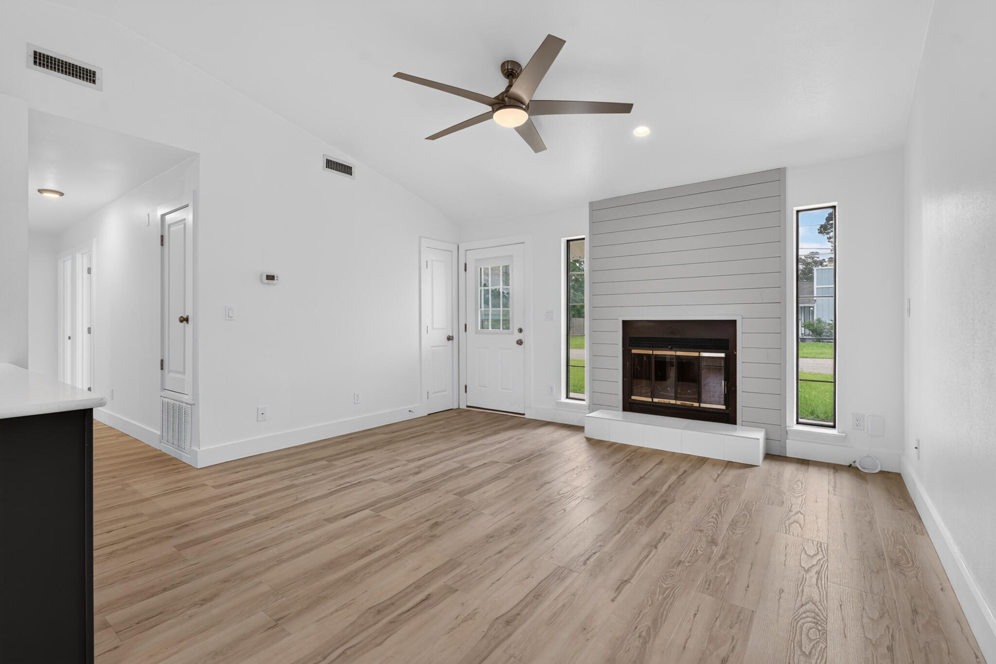 PINE MEADOWS 2ND ADDN - Residential