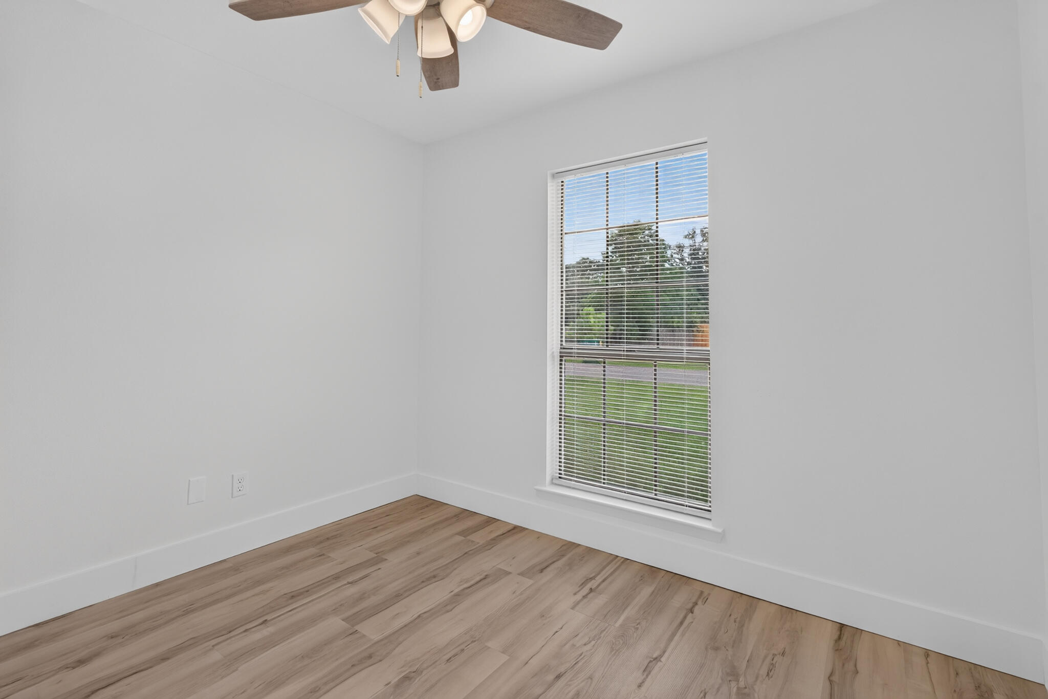 PINE MEADOWS 2ND ADDN - Residential
