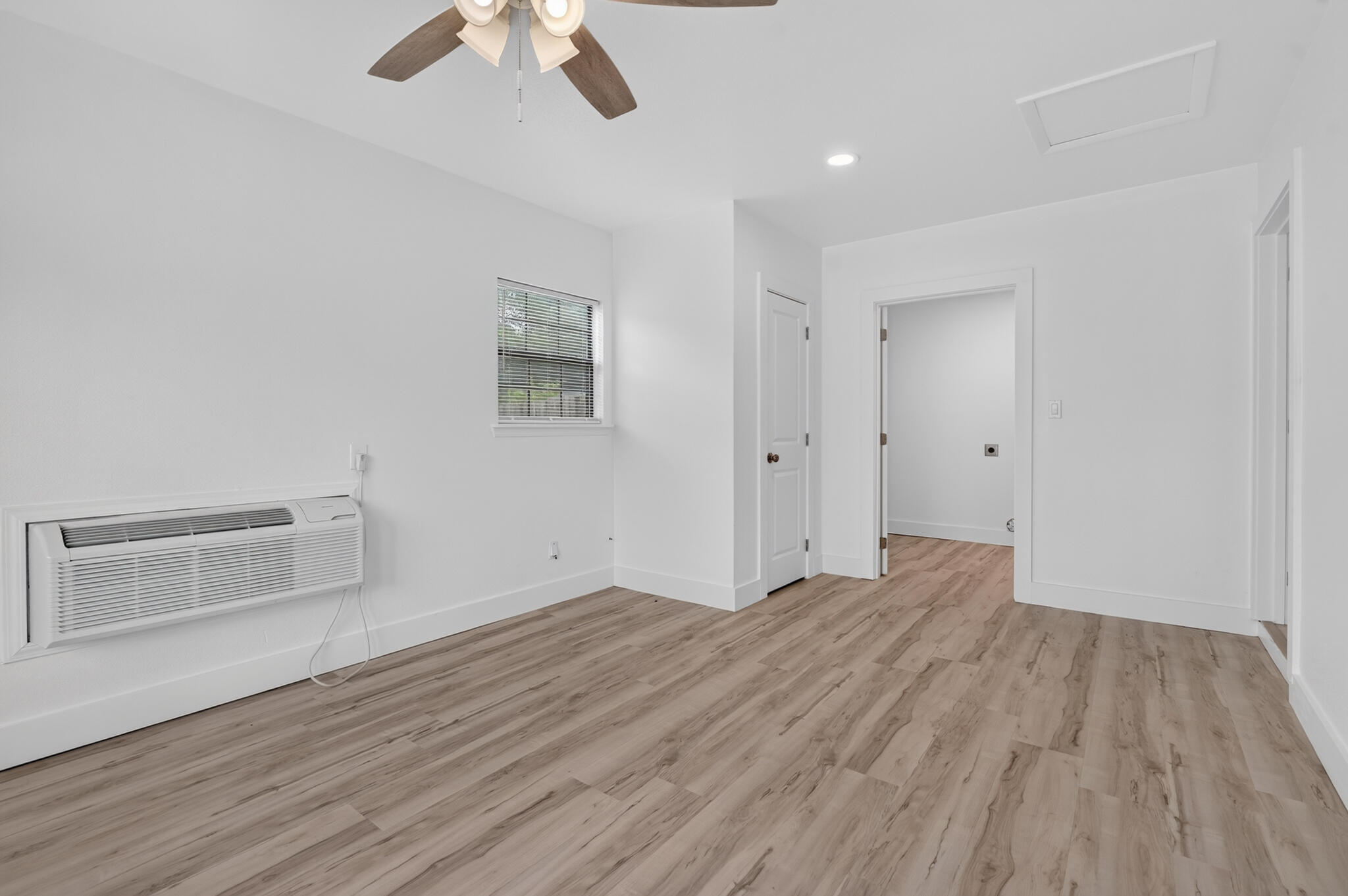 PINE MEADOWS 2ND ADDN - Residential