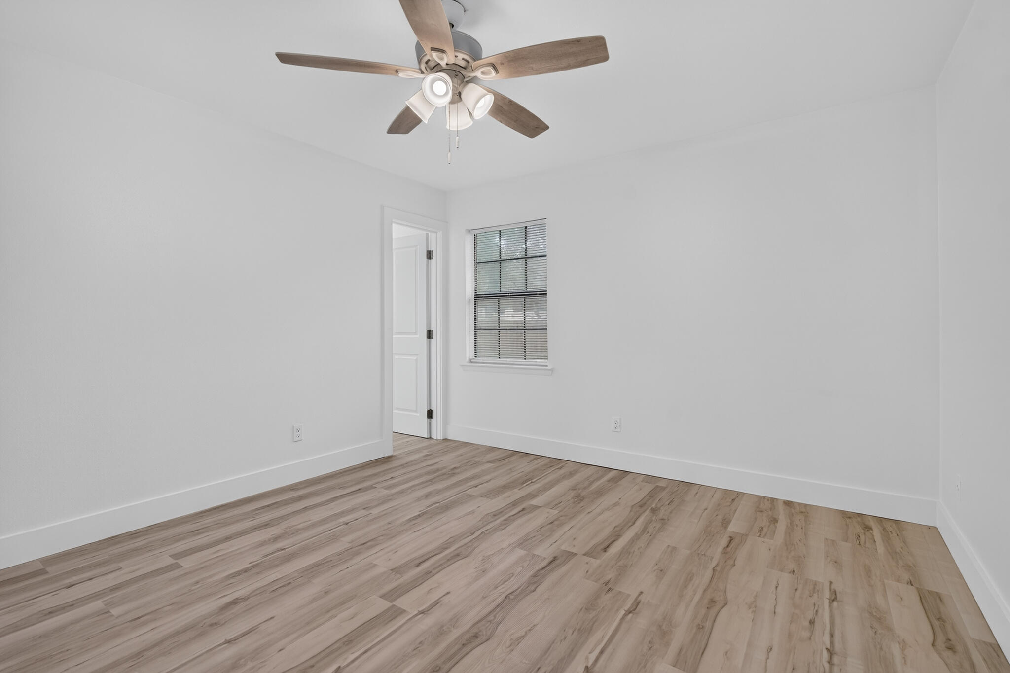 PINE MEADOWS 2ND ADDN - Residential