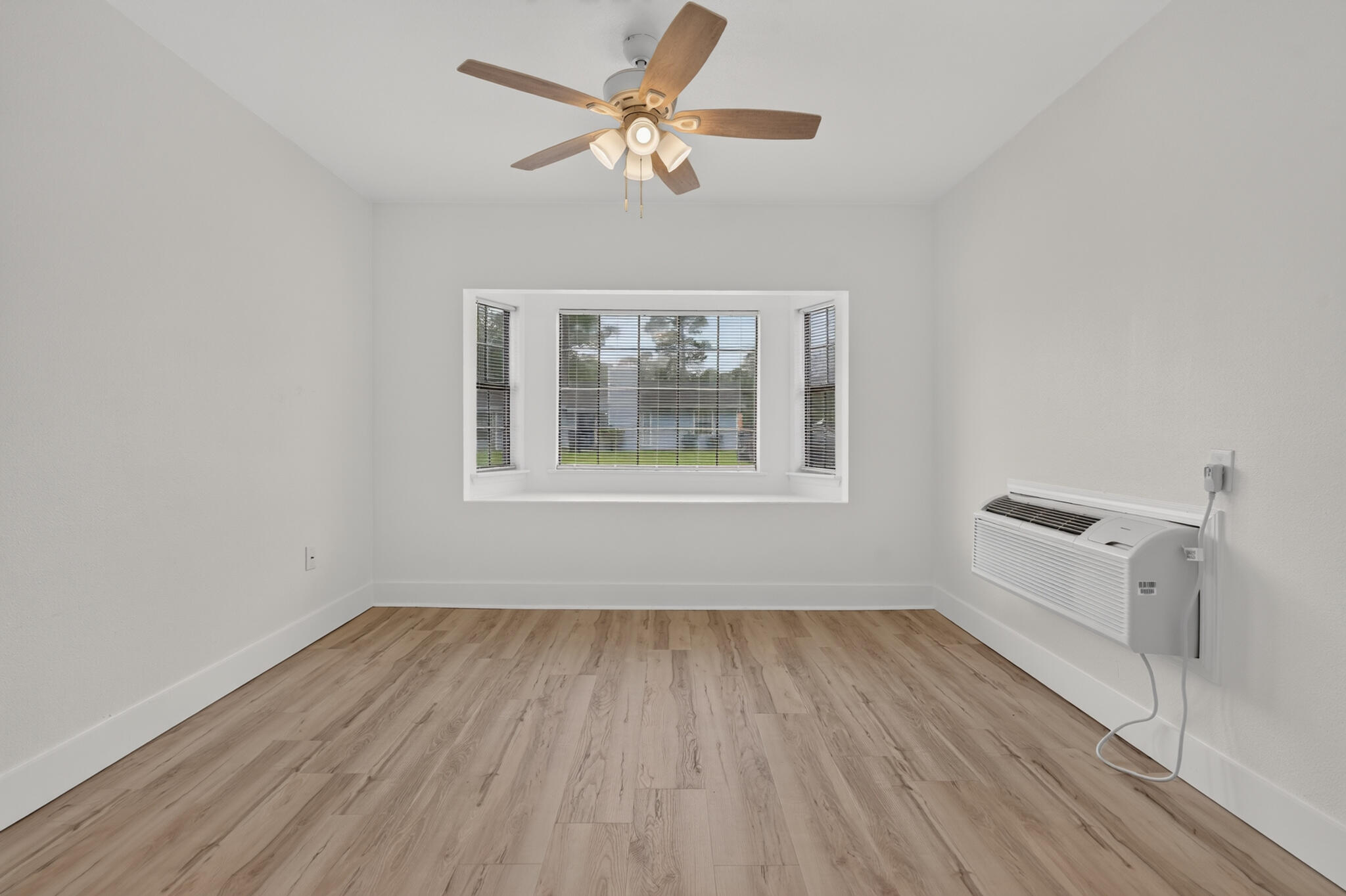 PINE MEADOWS 2ND ADDN - Residential