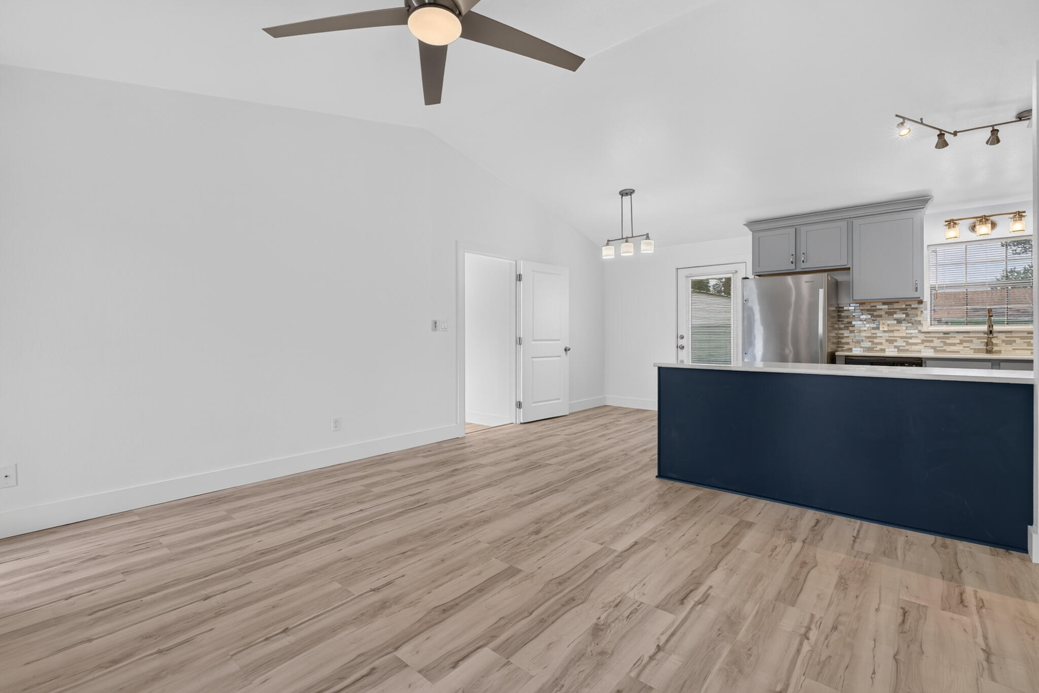 PINE MEADOWS 2ND ADDN - Residential