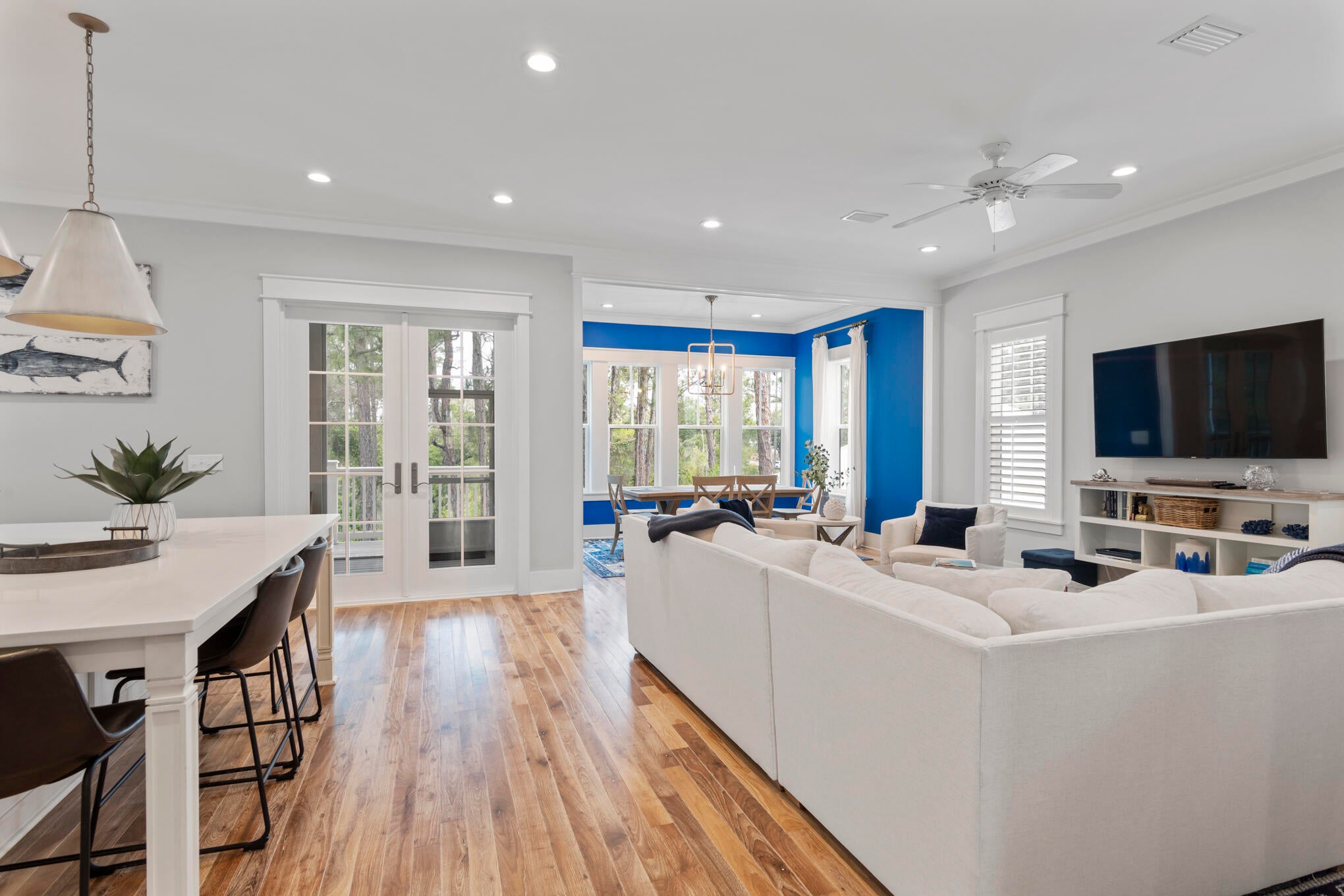 LAKESIDE AT BLUE MOUNTAIN BEACH - Residential