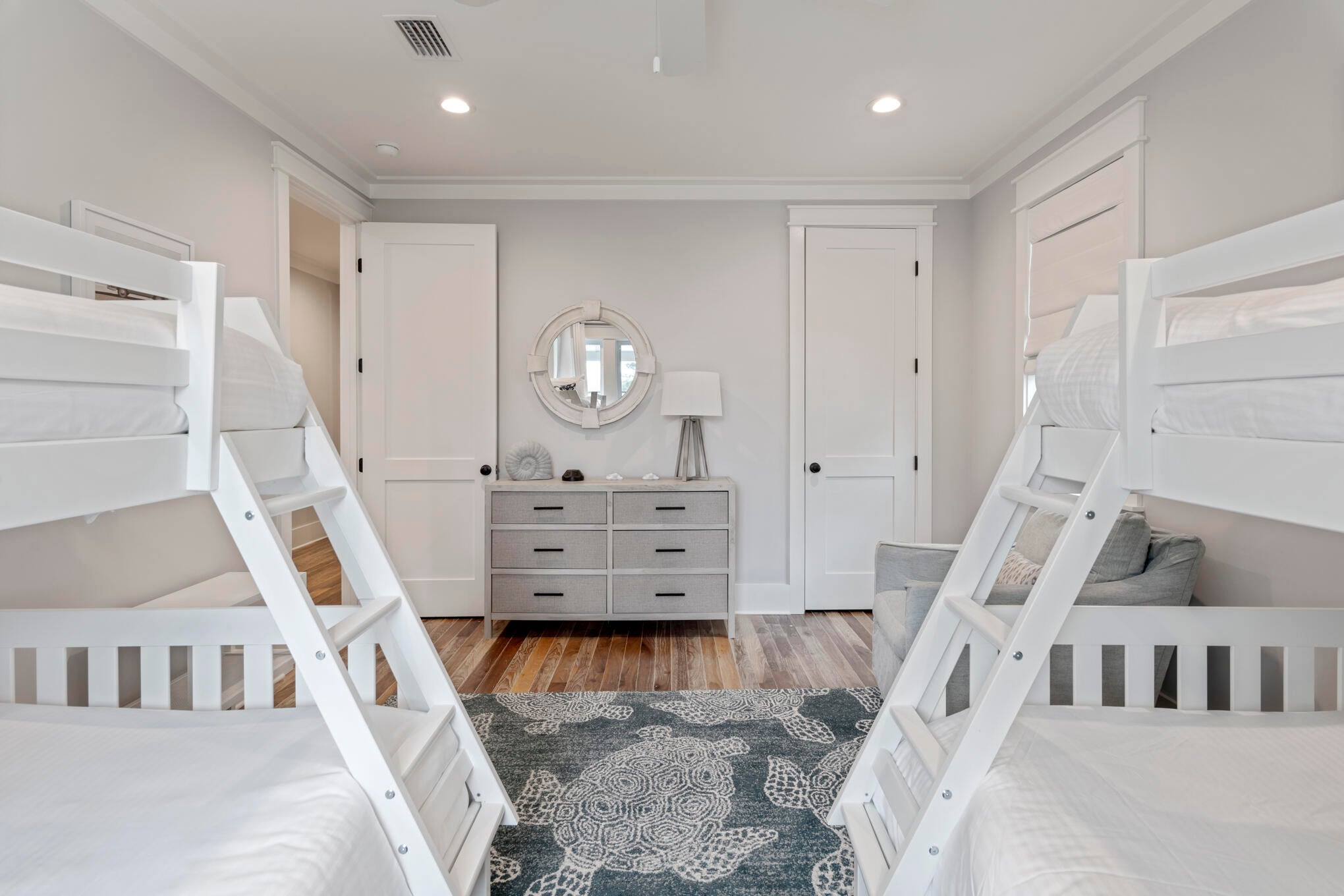LAKESIDE AT BLUE MOUNTAIN BEACH - Residential