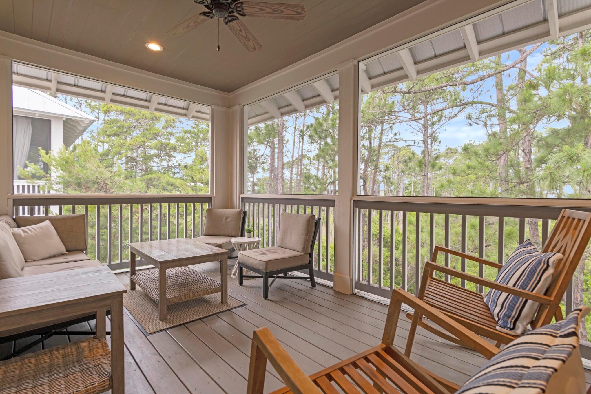 LAKESIDE AT BLUE MOUNTAIN BEACH - Residential