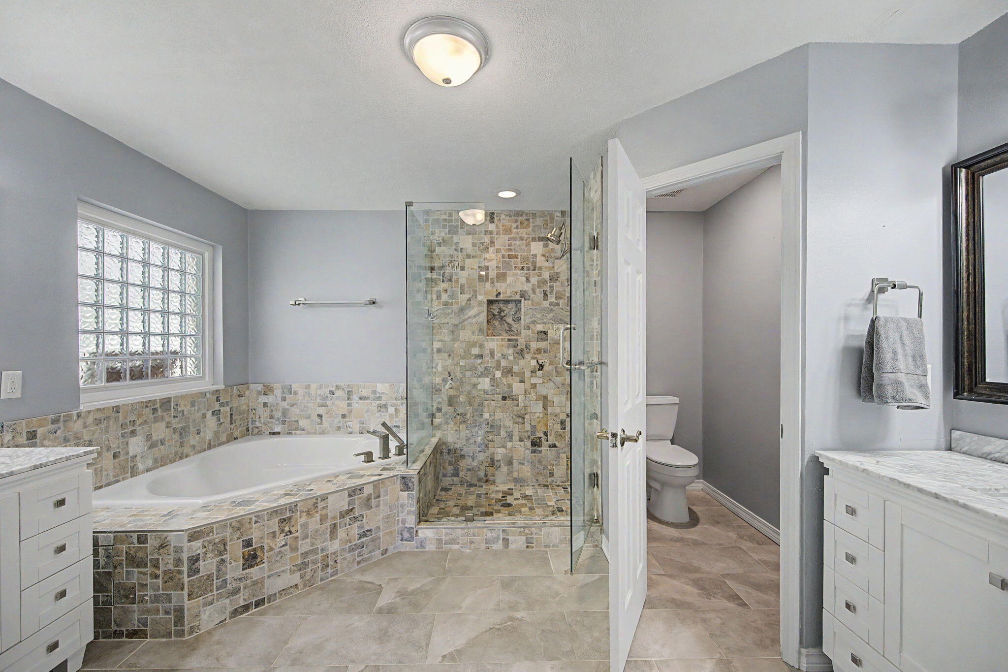 KENNEDY LAKES NORTH - Residential