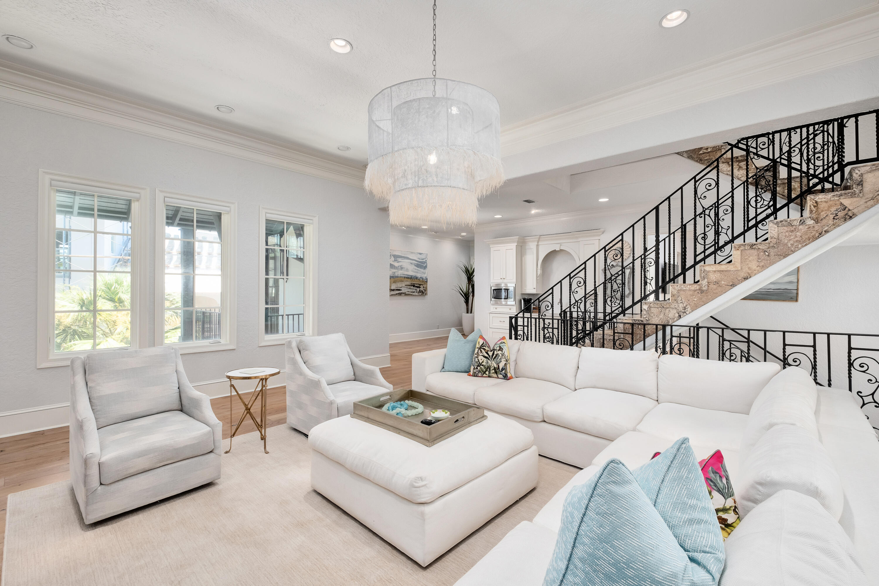 RETREAT THE - Residential