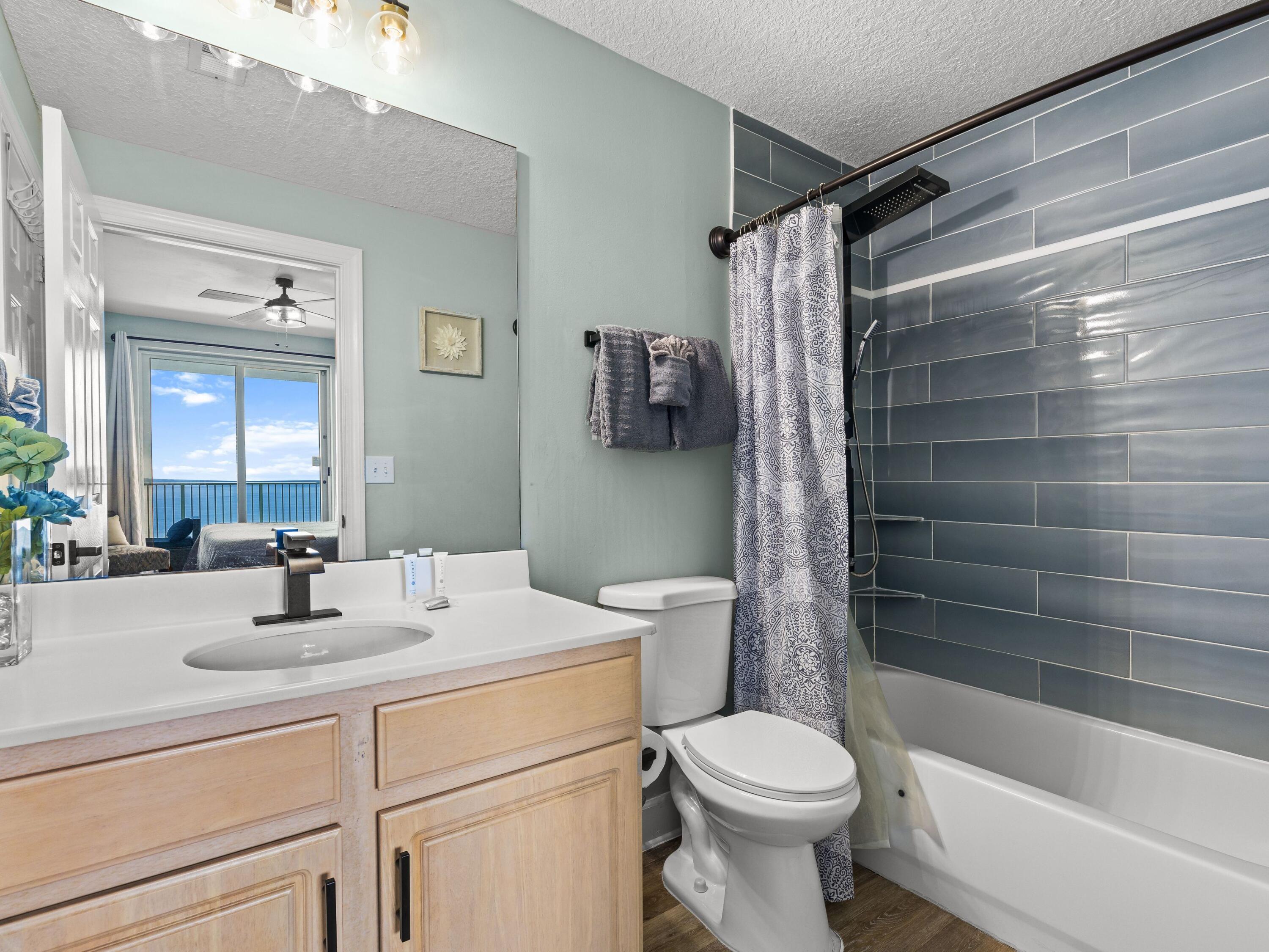 OCEAN RITZ - Residential