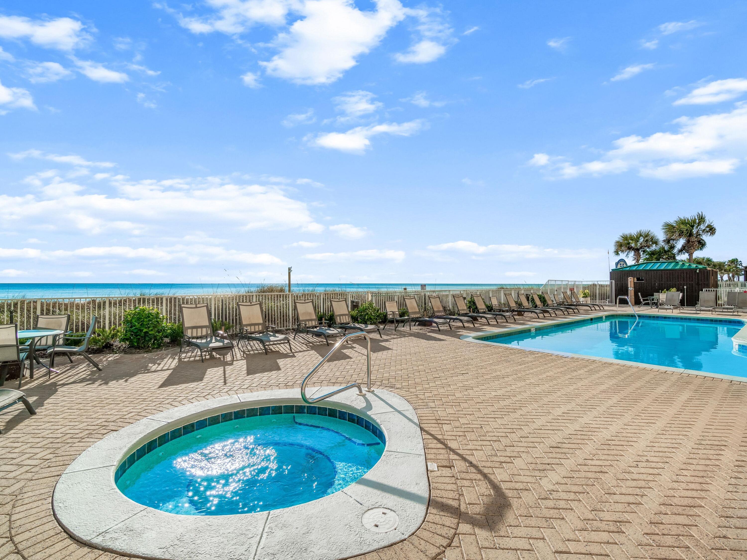 OCEAN RITZ - Residential