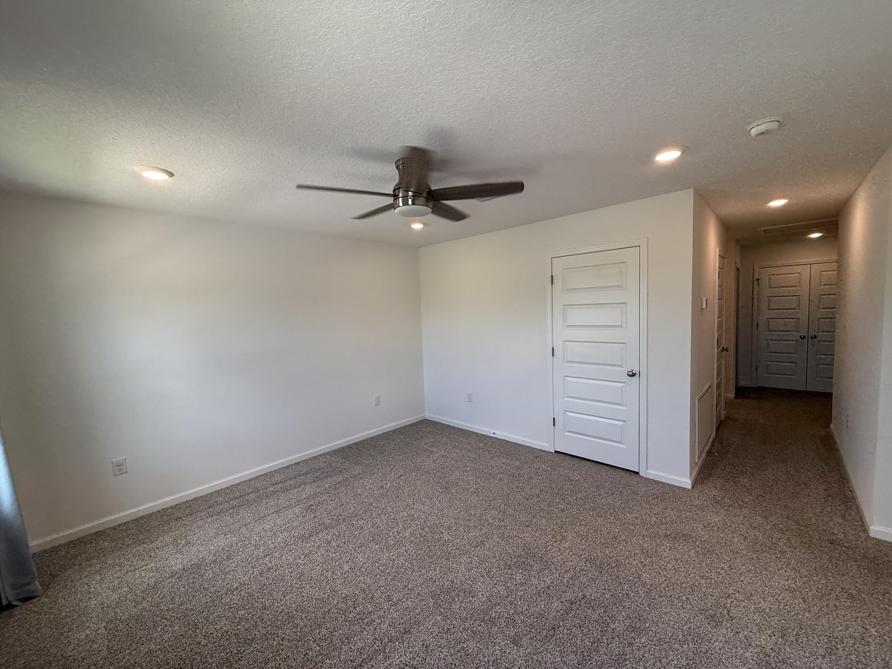 Owl's Head East - Residential Lease