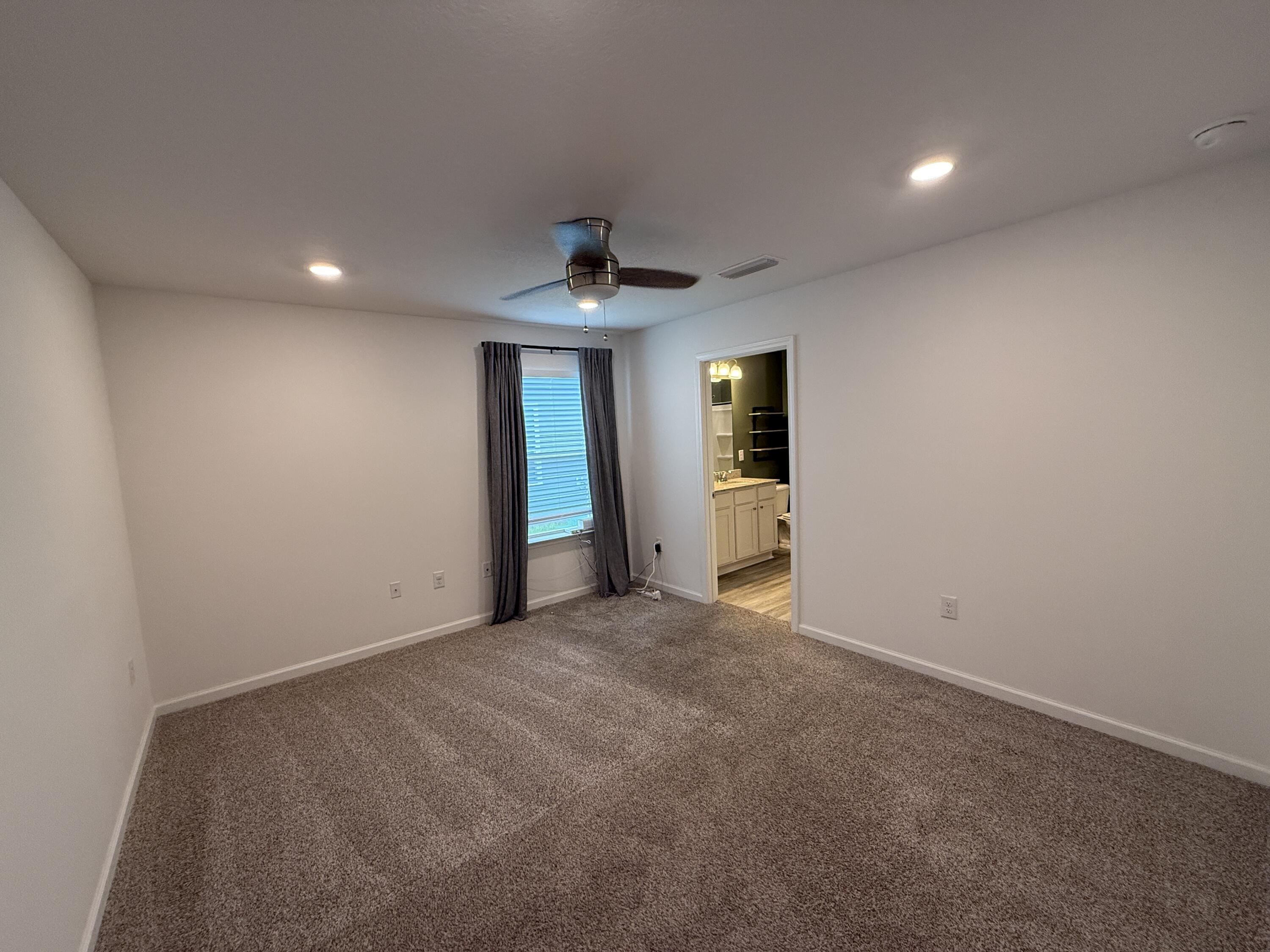 Owl's Head East - Residential Lease