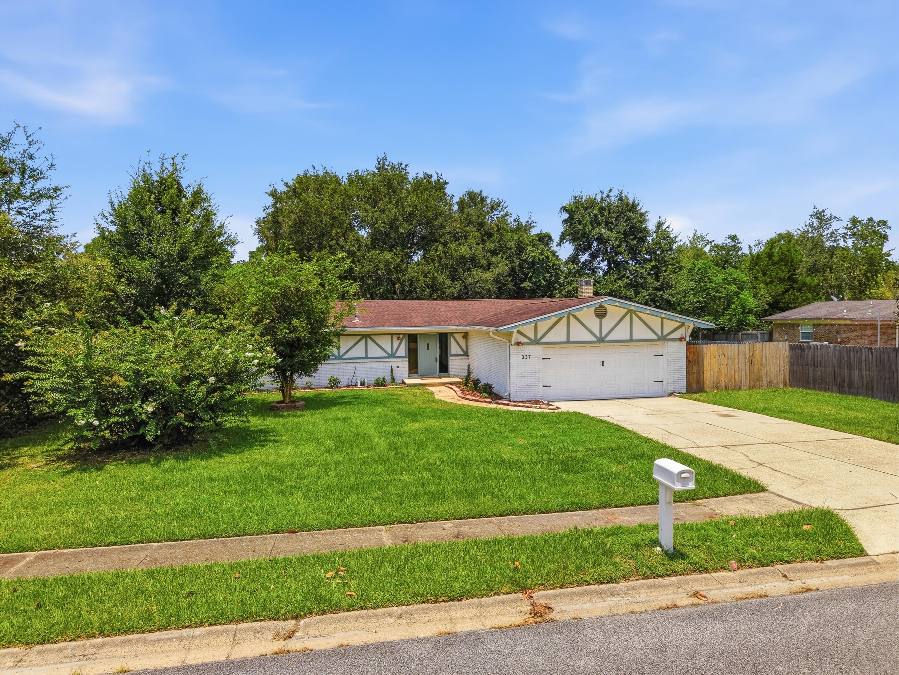 PINEDALE 1ST ADDN - Residential