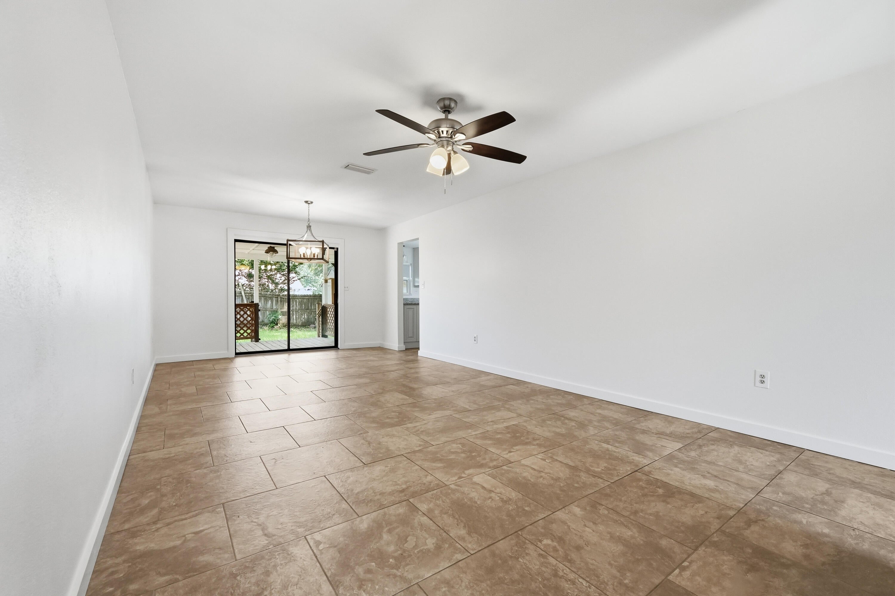 PINEDALE 1ST ADDN - Residential
