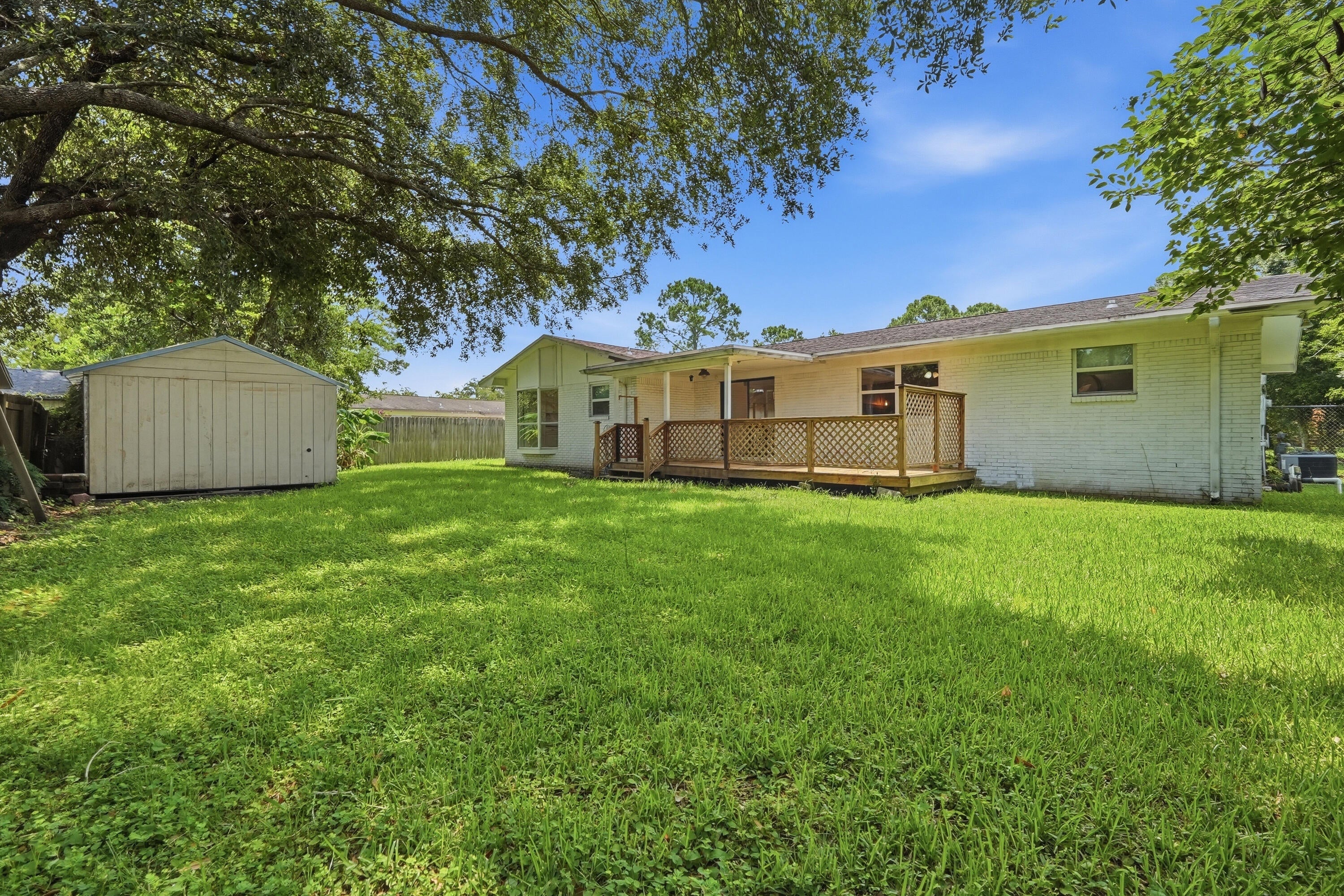 PINEDALE 1ST ADDN - Residential