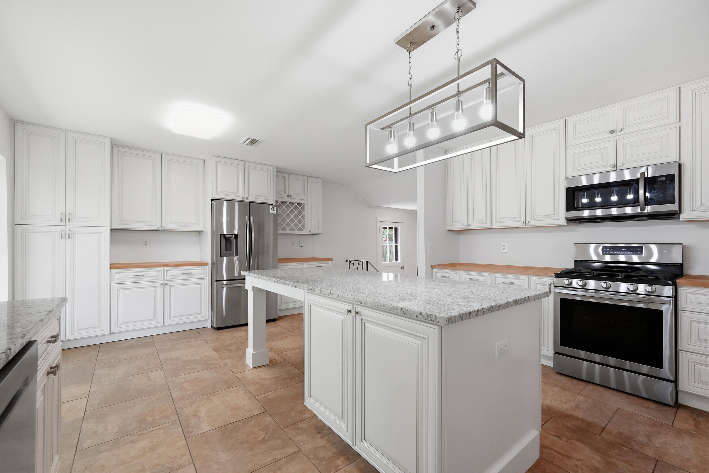 PINEDALE 1ST ADDN - Residential