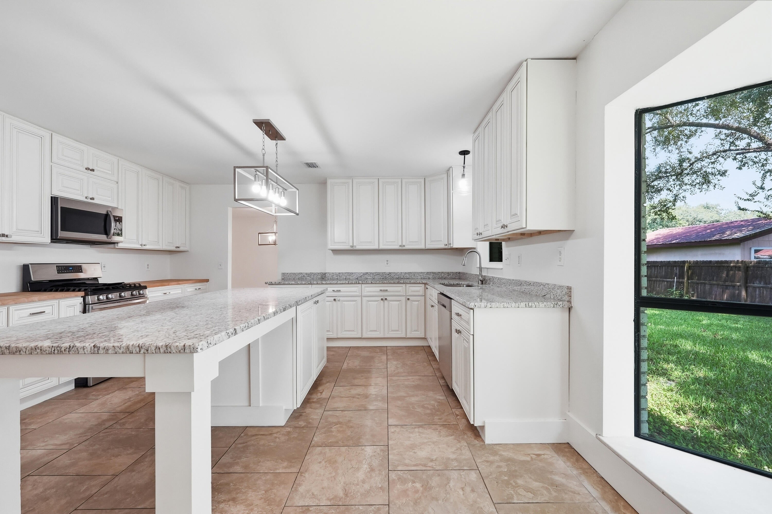 PINEDALE 1ST ADDN - Residential