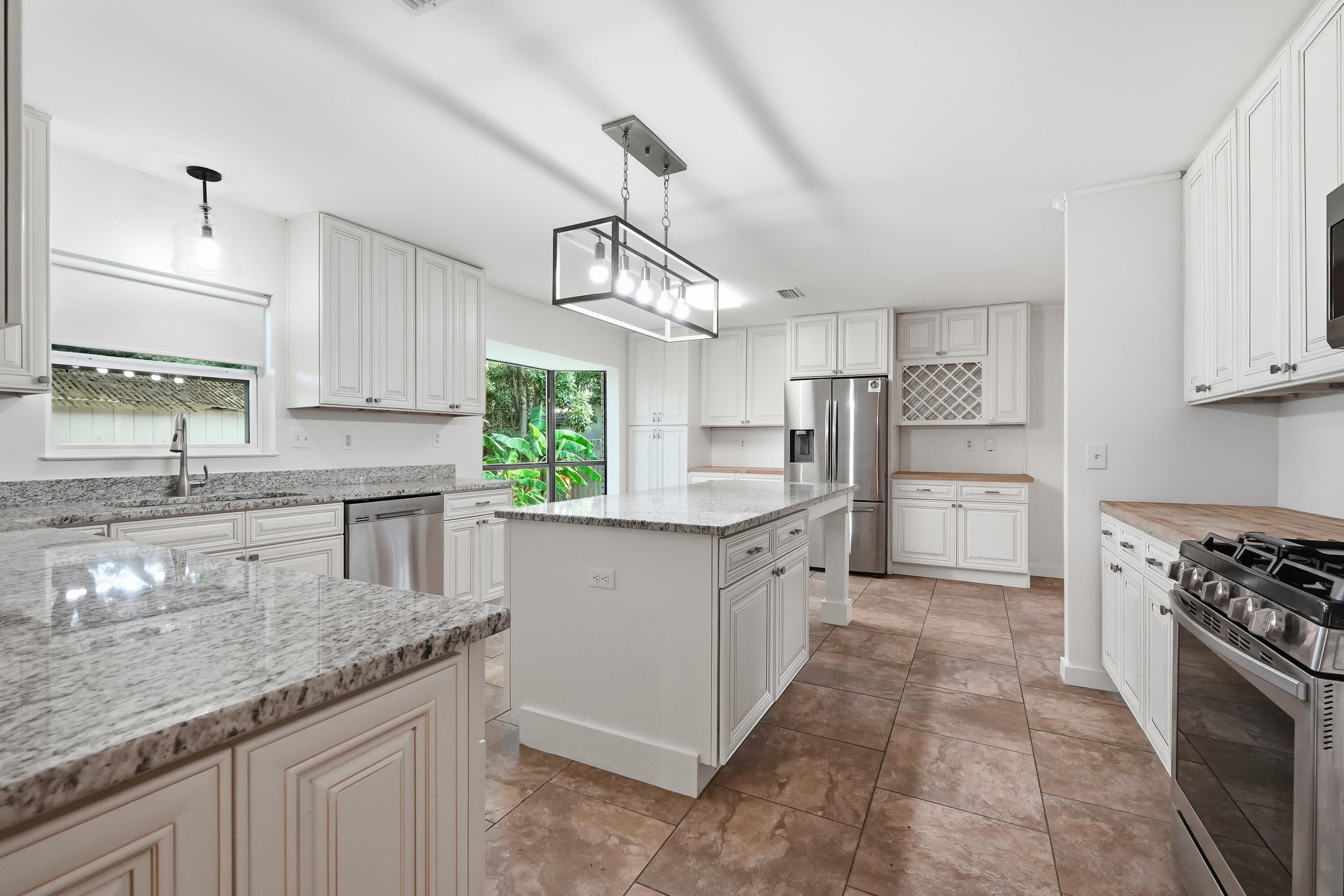 PINEDALE 1ST ADDN - Residential