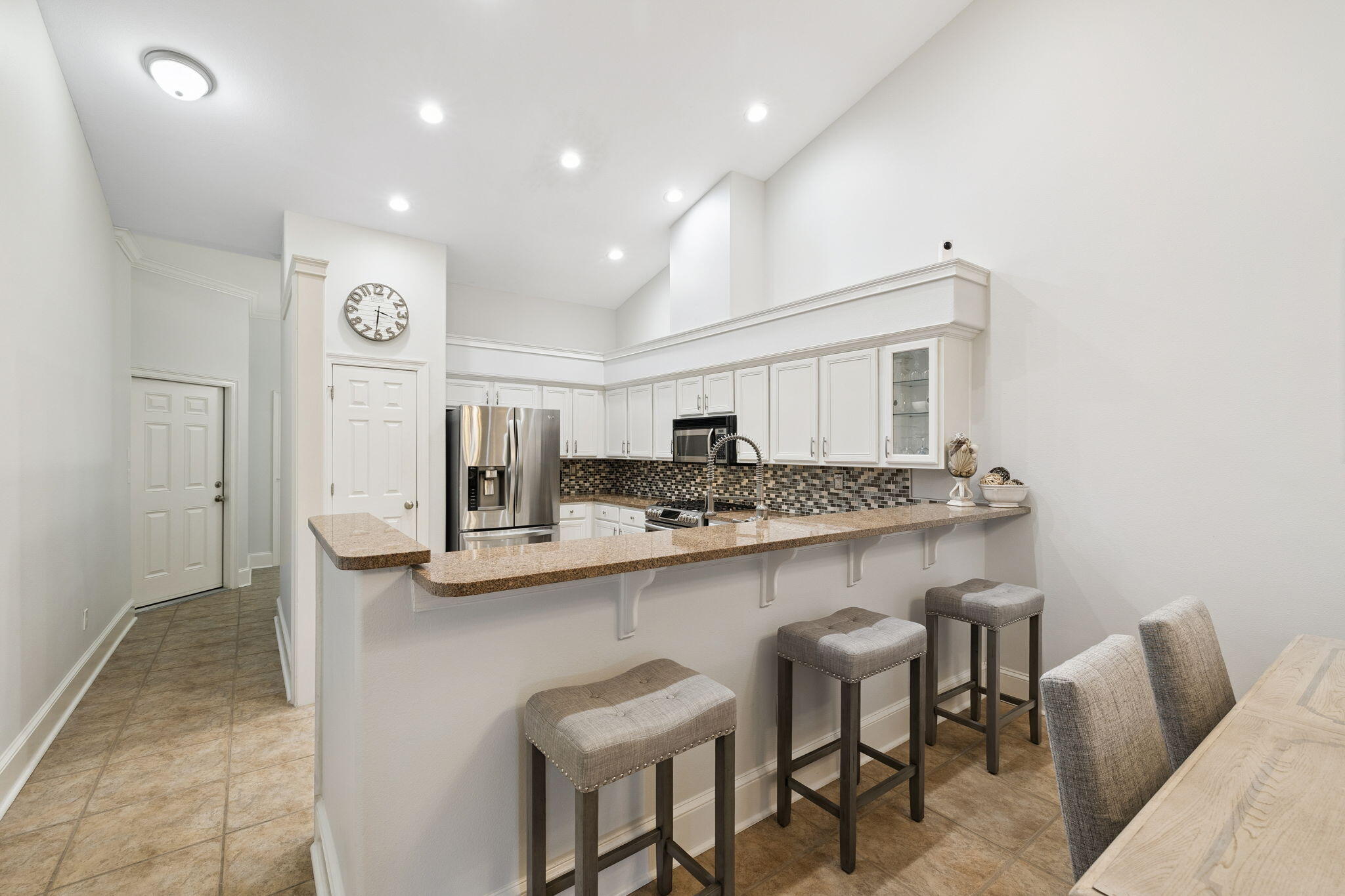 DIAMOND LAKES - Residential