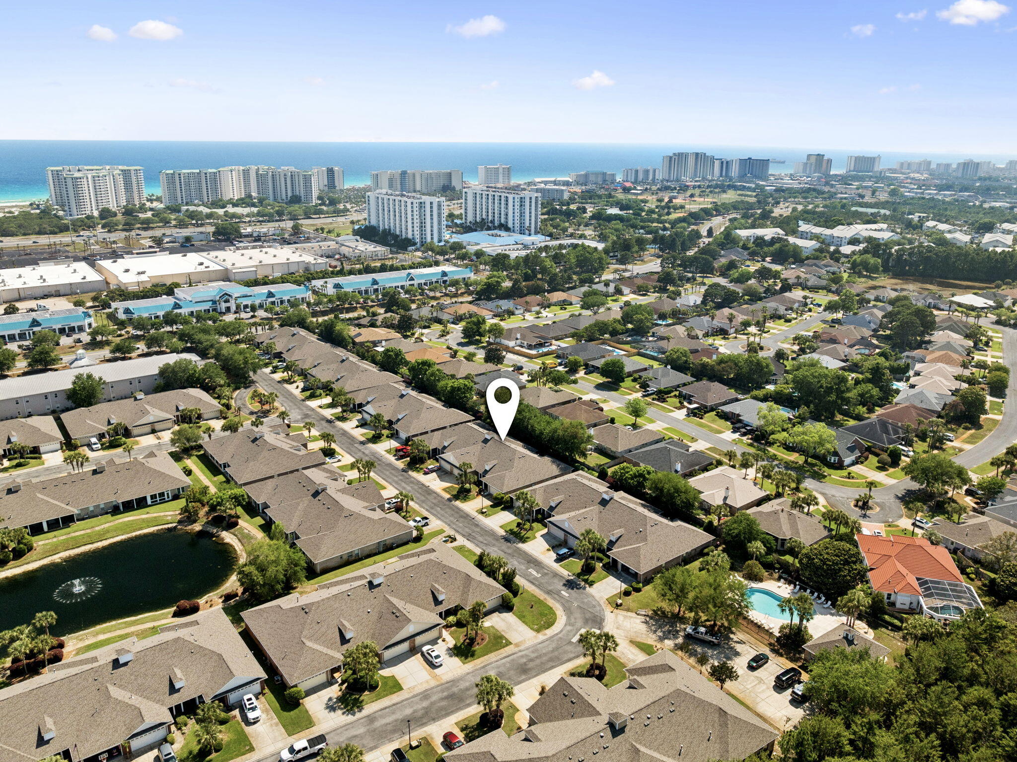 DIAMOND LAKES - Residential