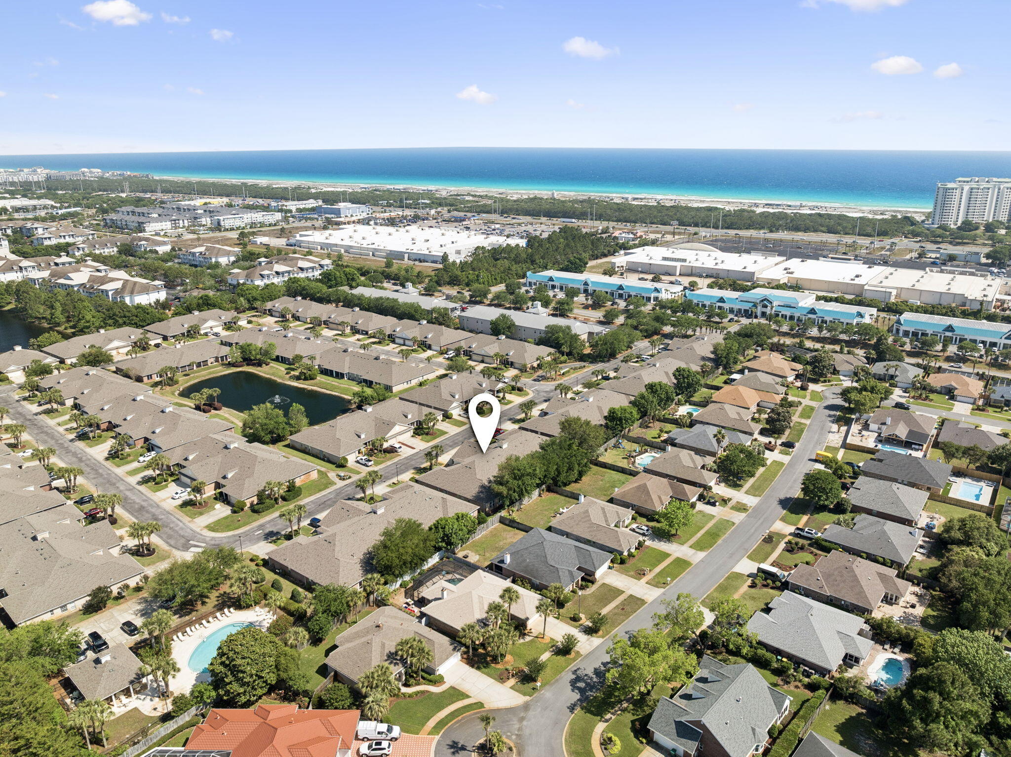 DIAMOND LAKES - Residential