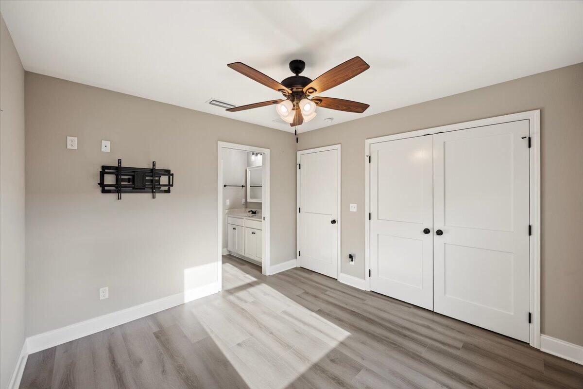 CRESCENT SHORES - Residential