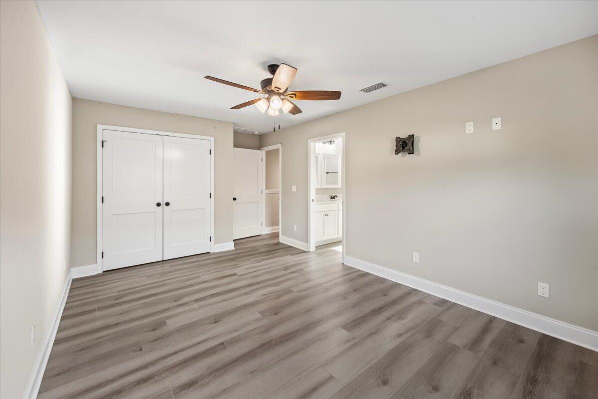 CRESCENT SHORES - Residential