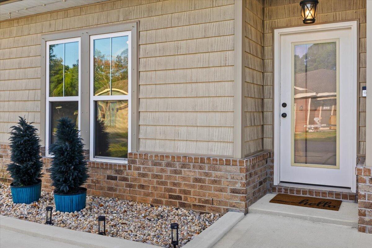 CRESCENT SHORES - Residential
