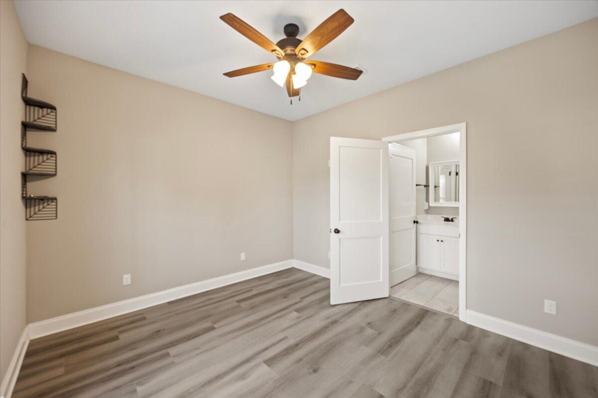 CRESCENT SHORES - Residential