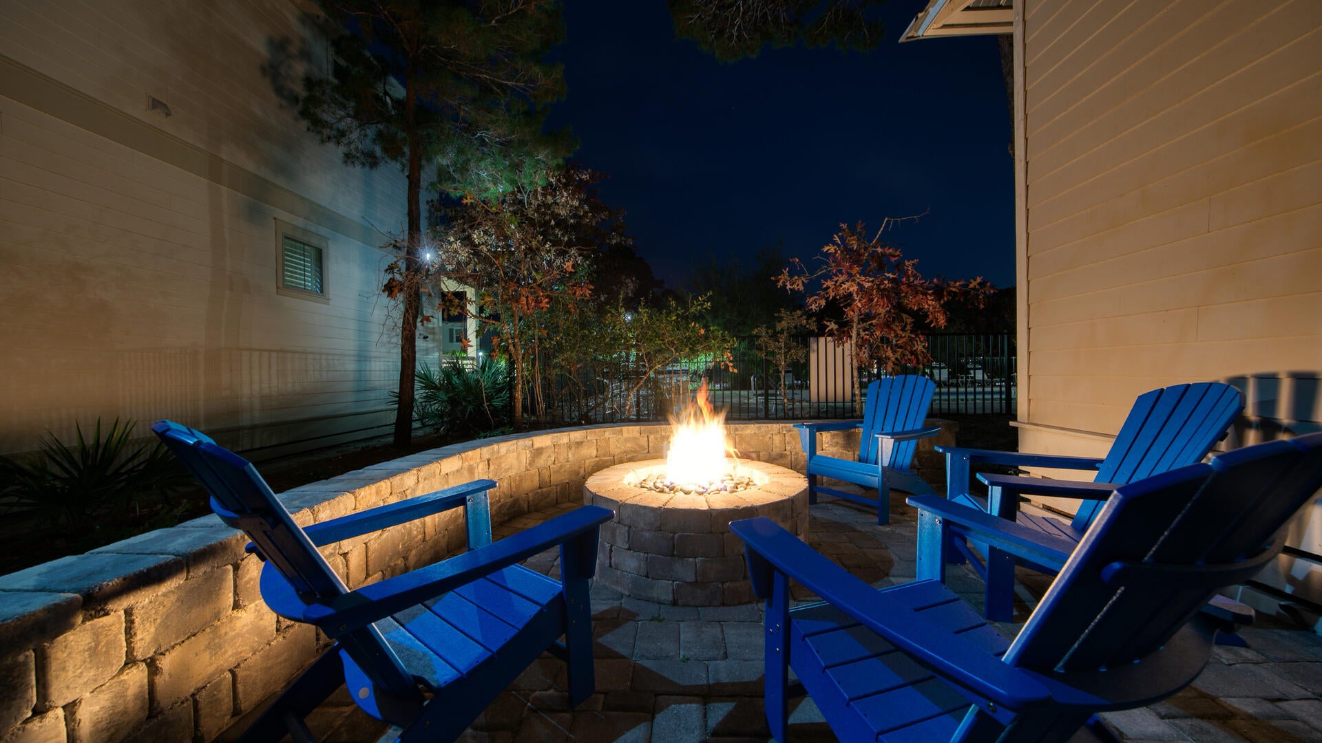 SHADOW PINES - Residential Lease
