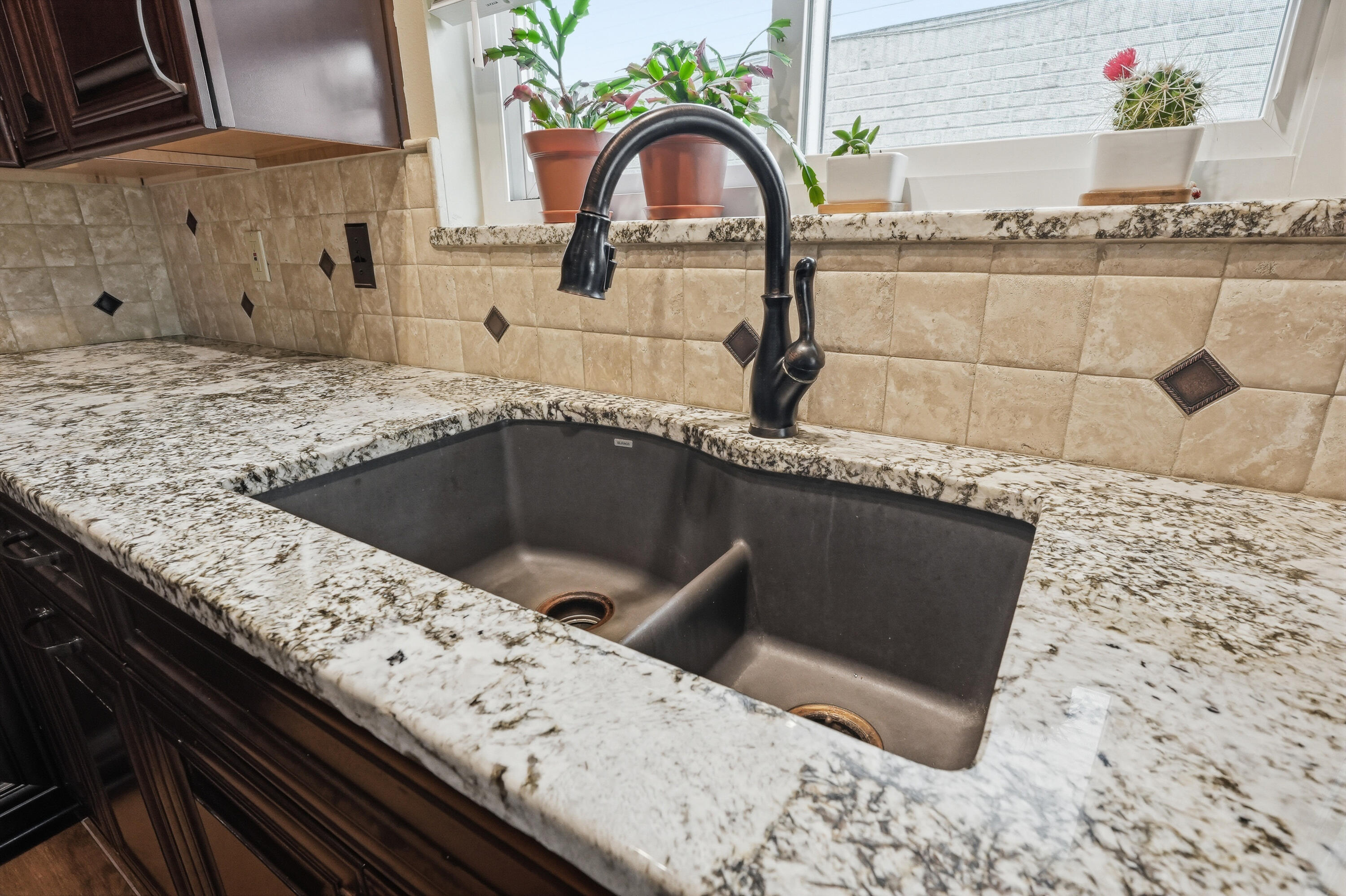 SHALIMAR PLACE - Residential