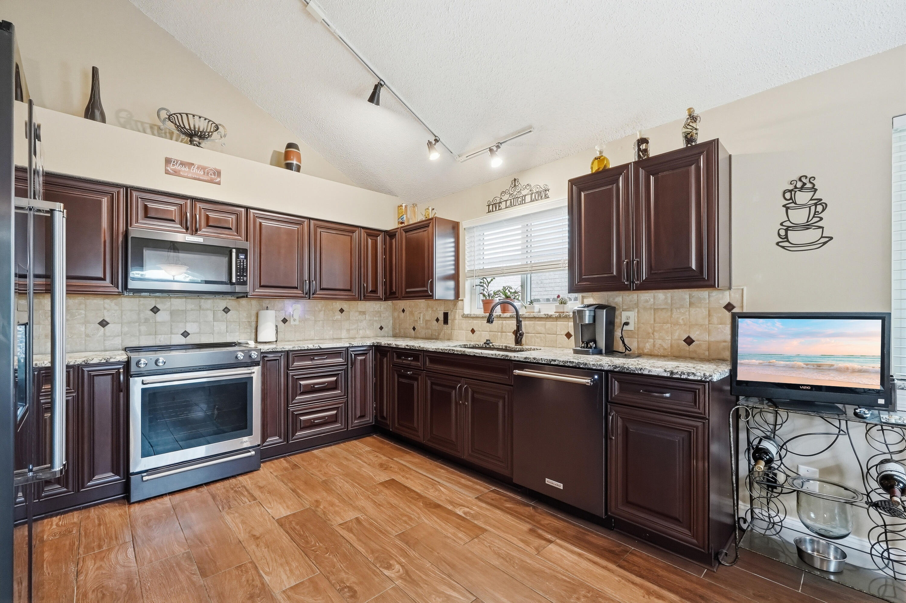 SHALIMAR PLACE - Residential