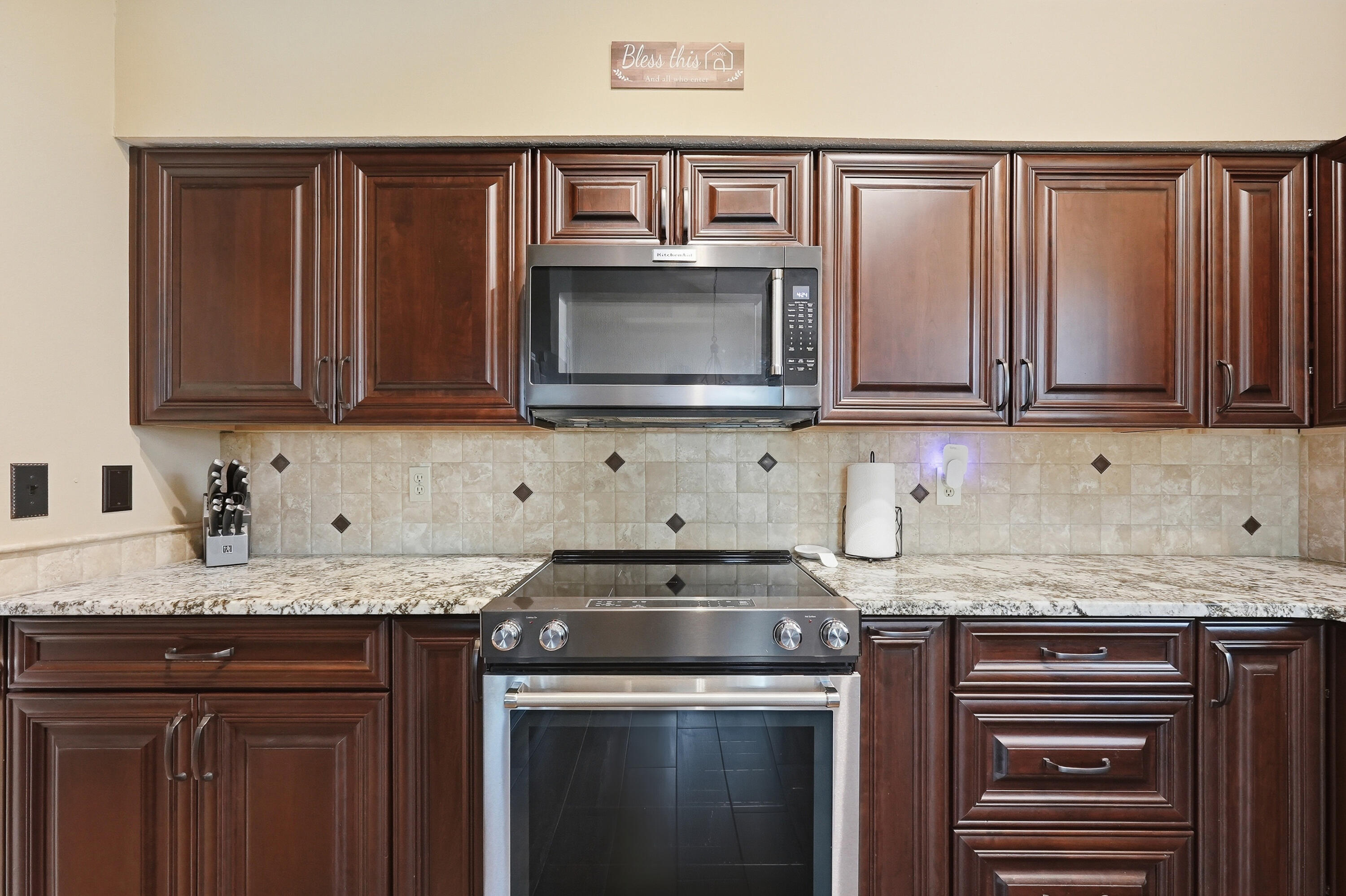 SHALIMAR PLACE - Residential
