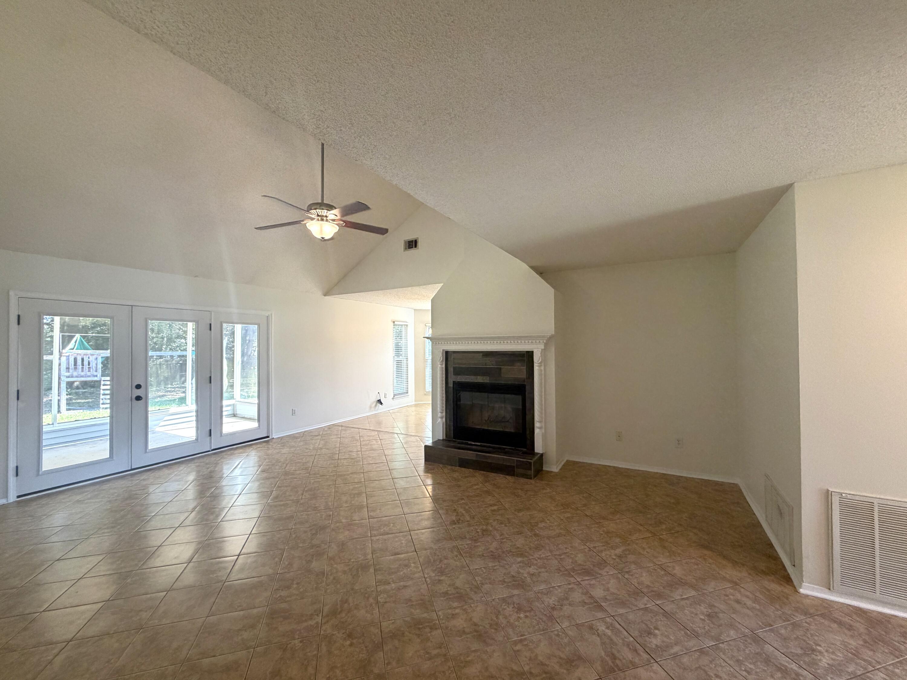 Beaver Creek Lot 7 Blk B - Residential Lease