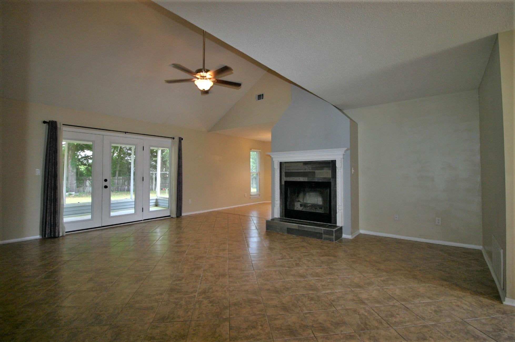 Beaver Creek Lot 7 Blk B - Residential Lease