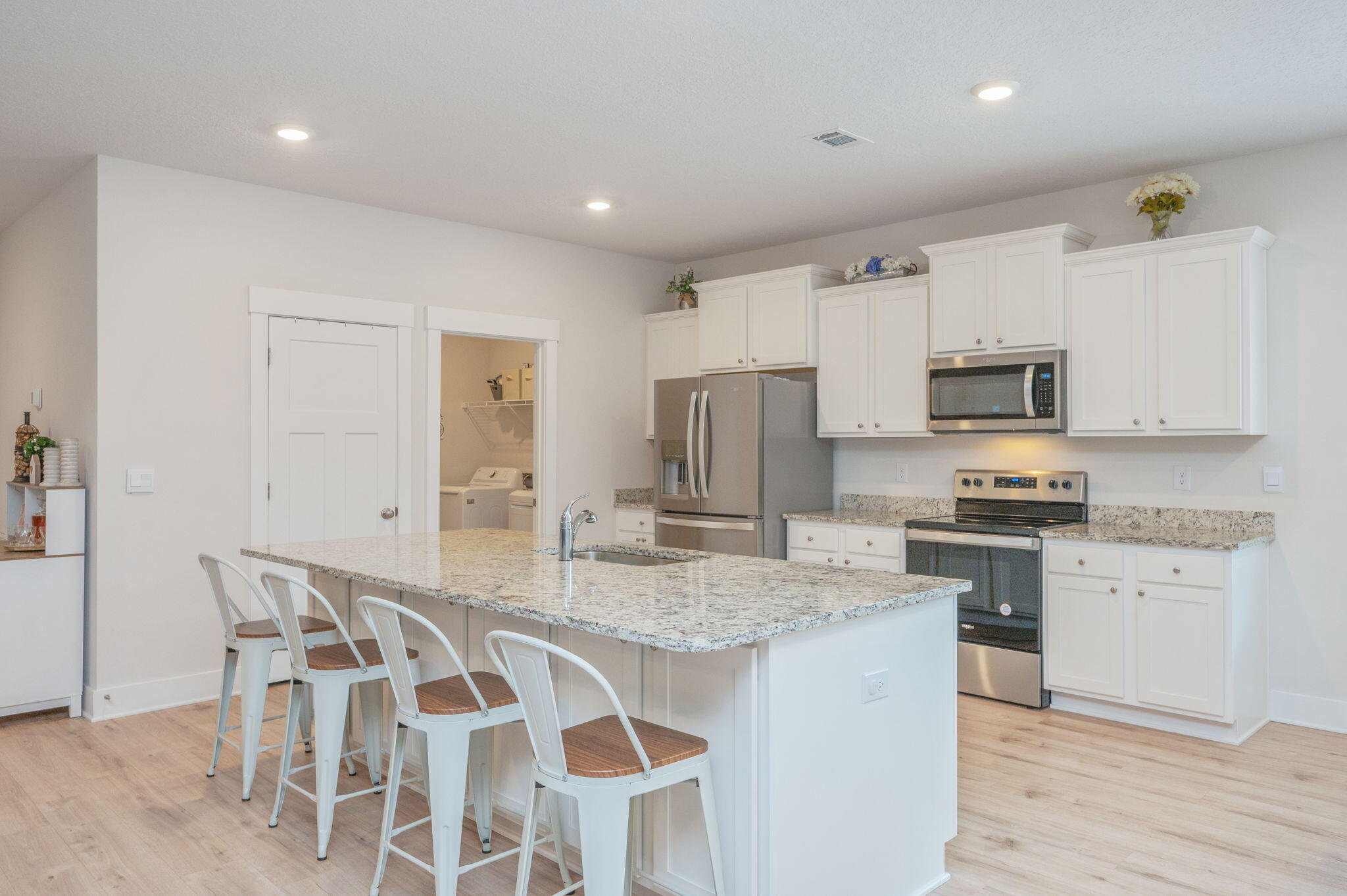 HILLWOOD ESTATES - Residential