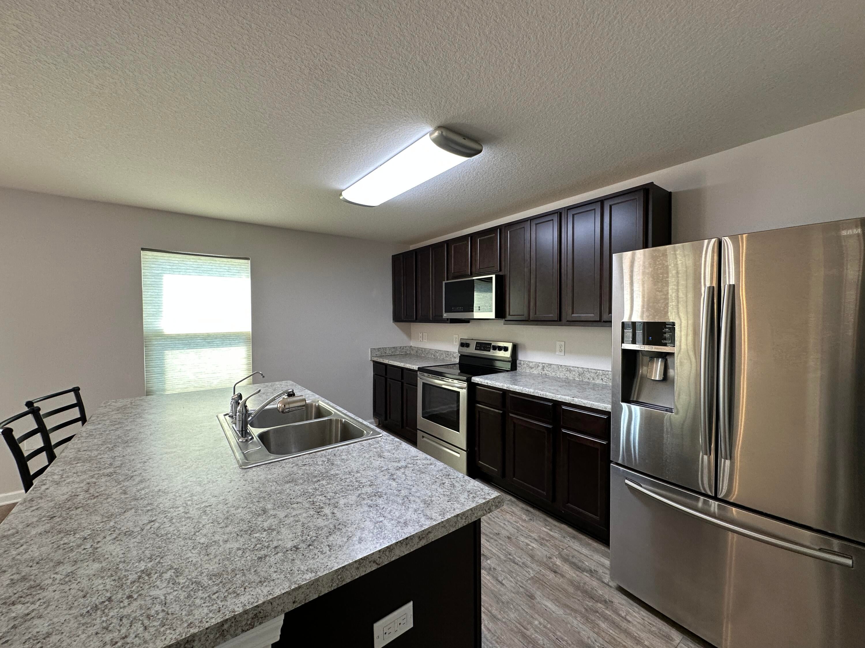 PARTRIDGE HILLS LOT 19 BLK A - Residential Lease