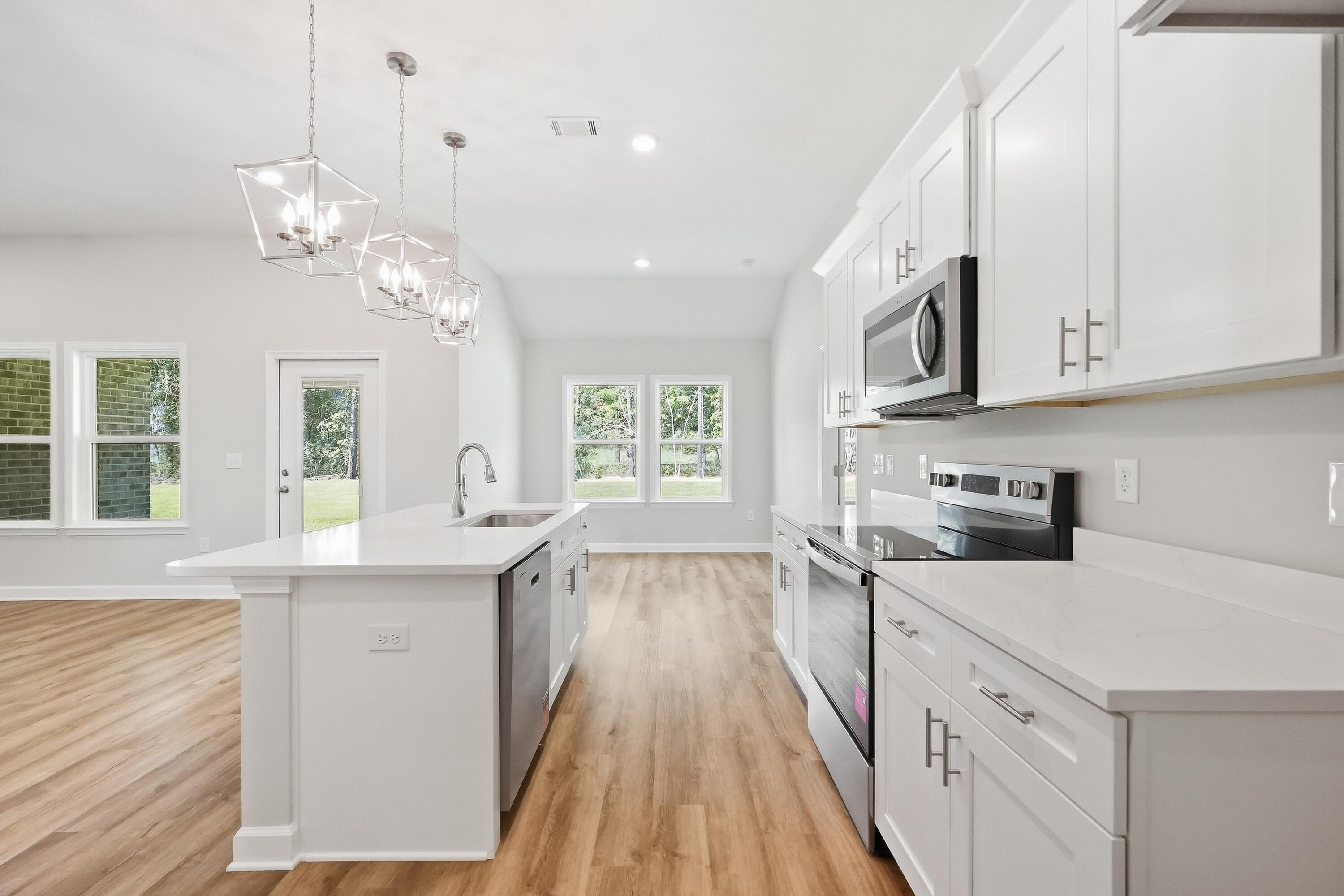 SOUTHERN CHARM - Residential