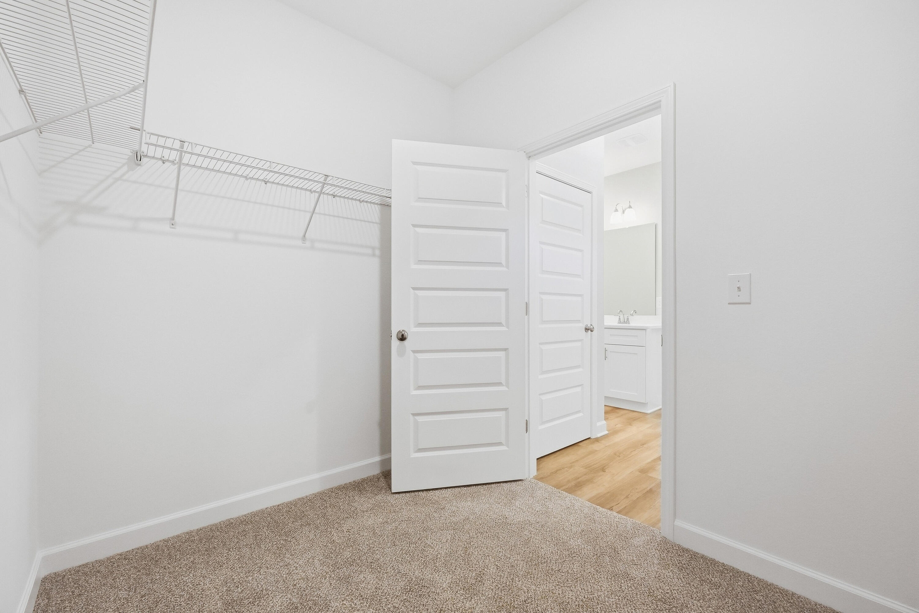 SOUTHERN CHARM - Residential