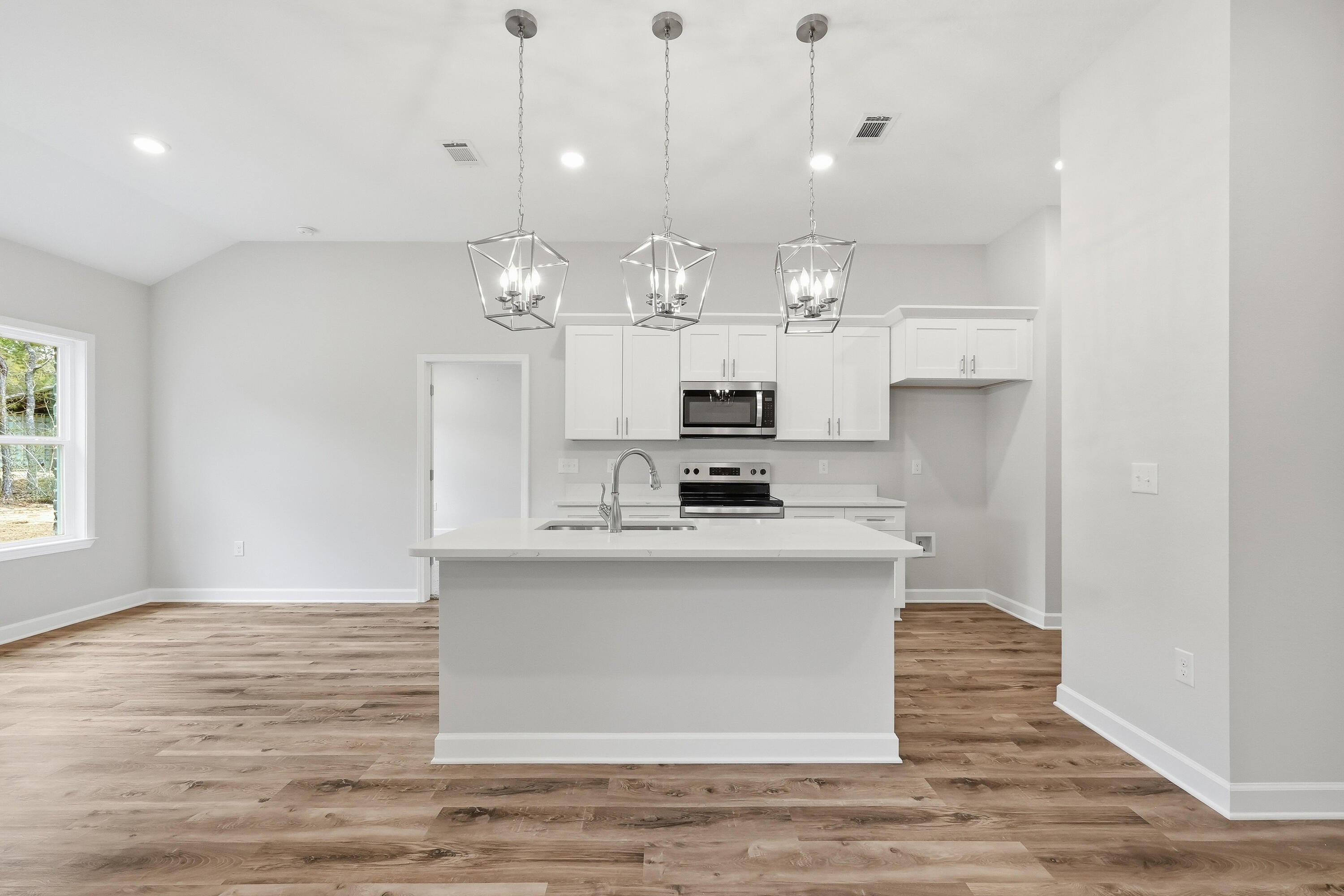 SOUTHERN CHARM - Residential