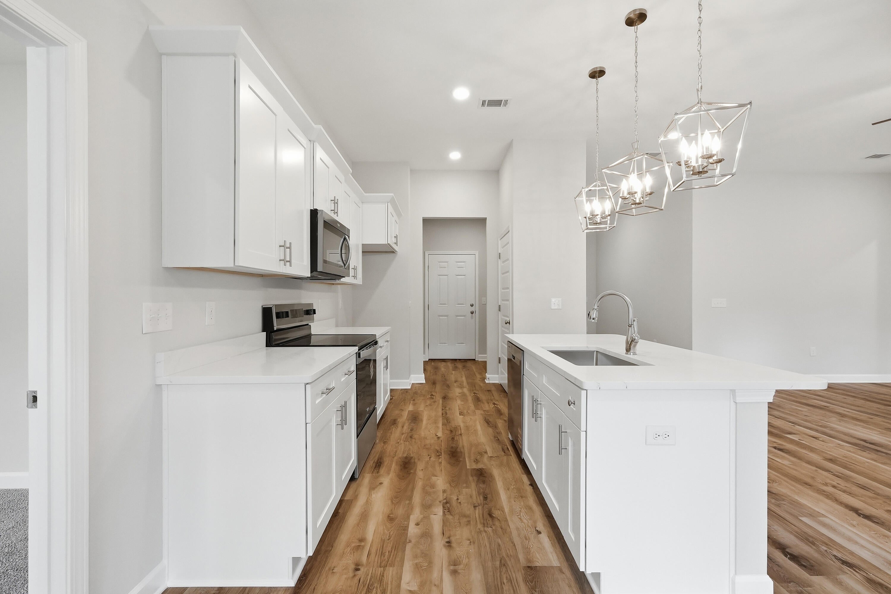 SOUTHERN CHARM - Residential