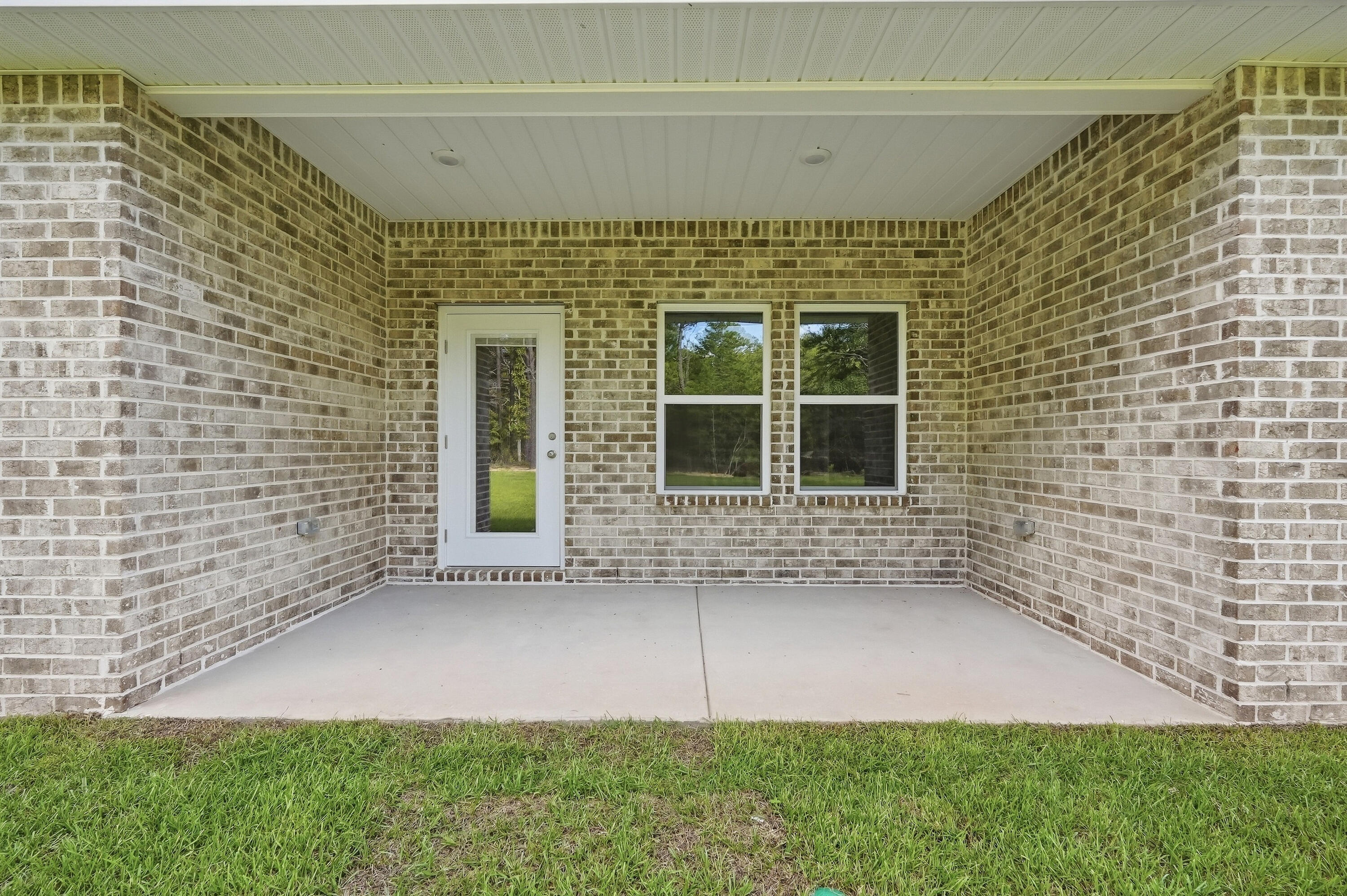 SOUTHERN CHARM - Residential