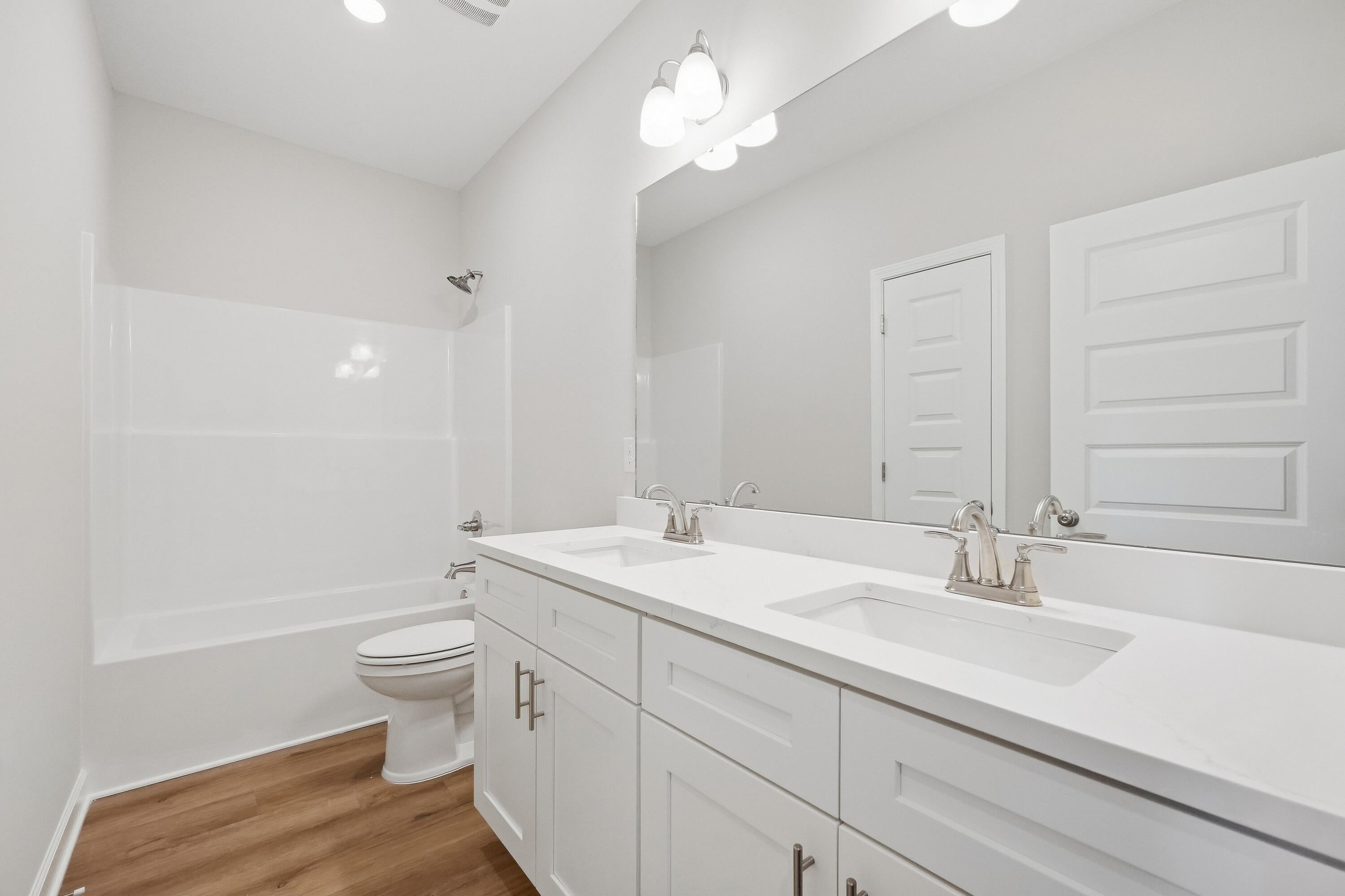 SOUTHERN CHARM - Residential