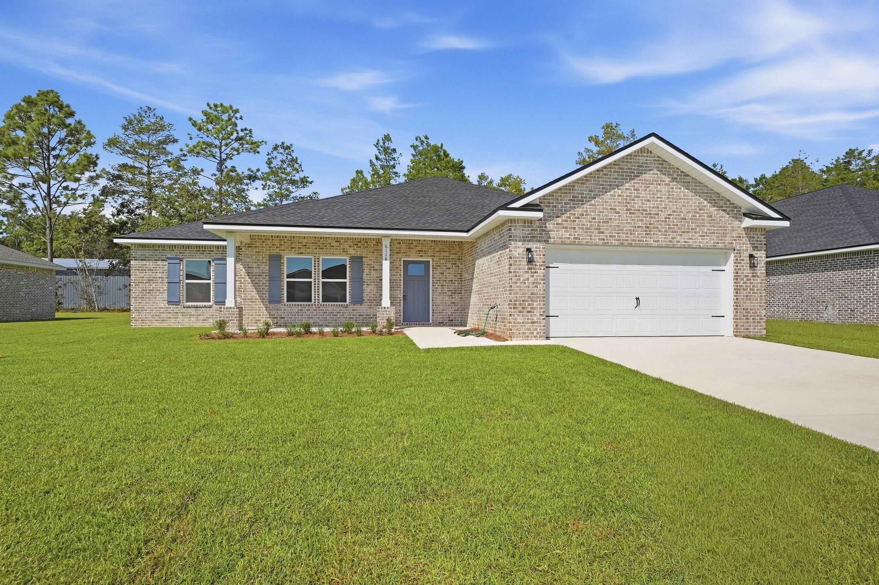 SOUTHERN CHARM - Residential
