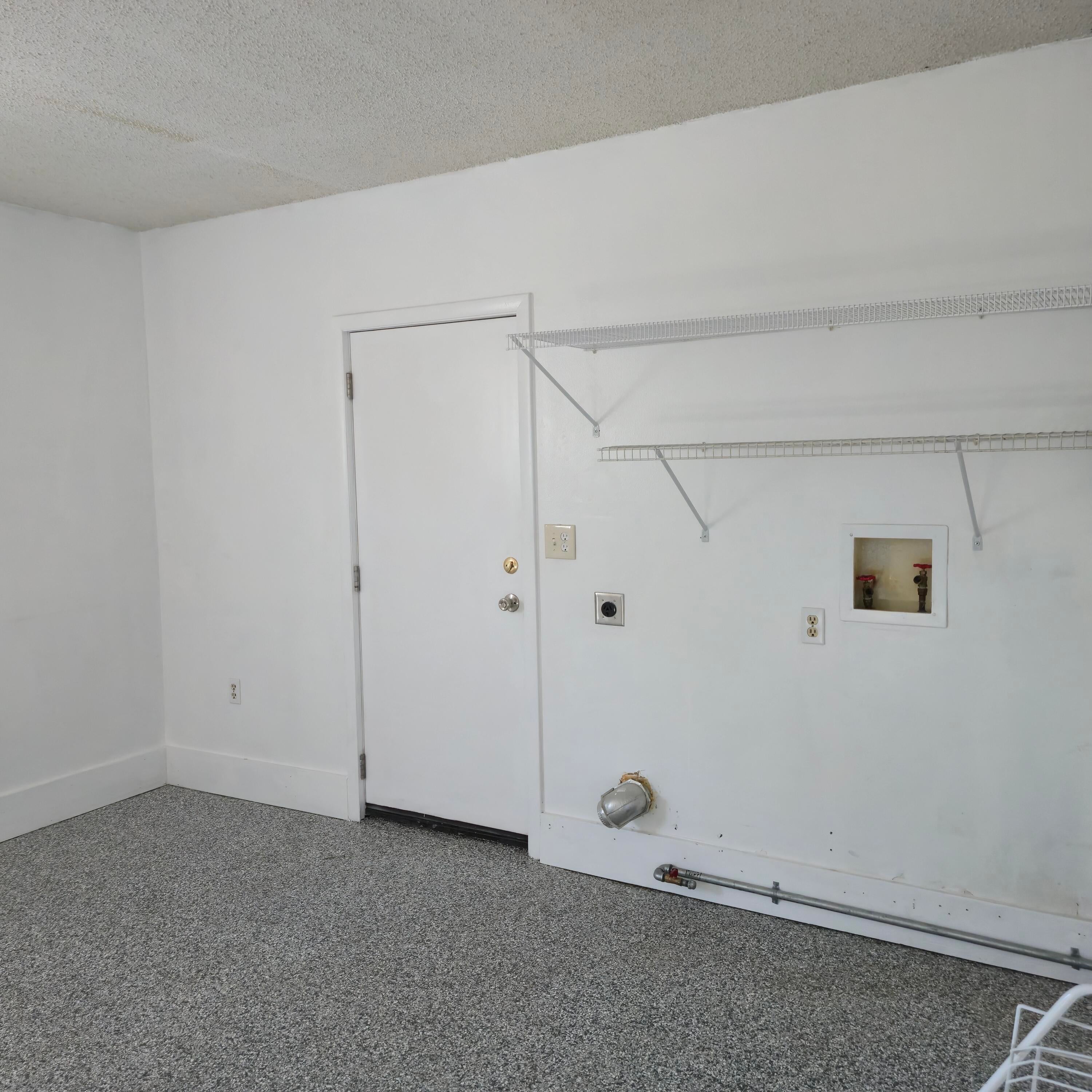SHALIMAR - Residential Lease