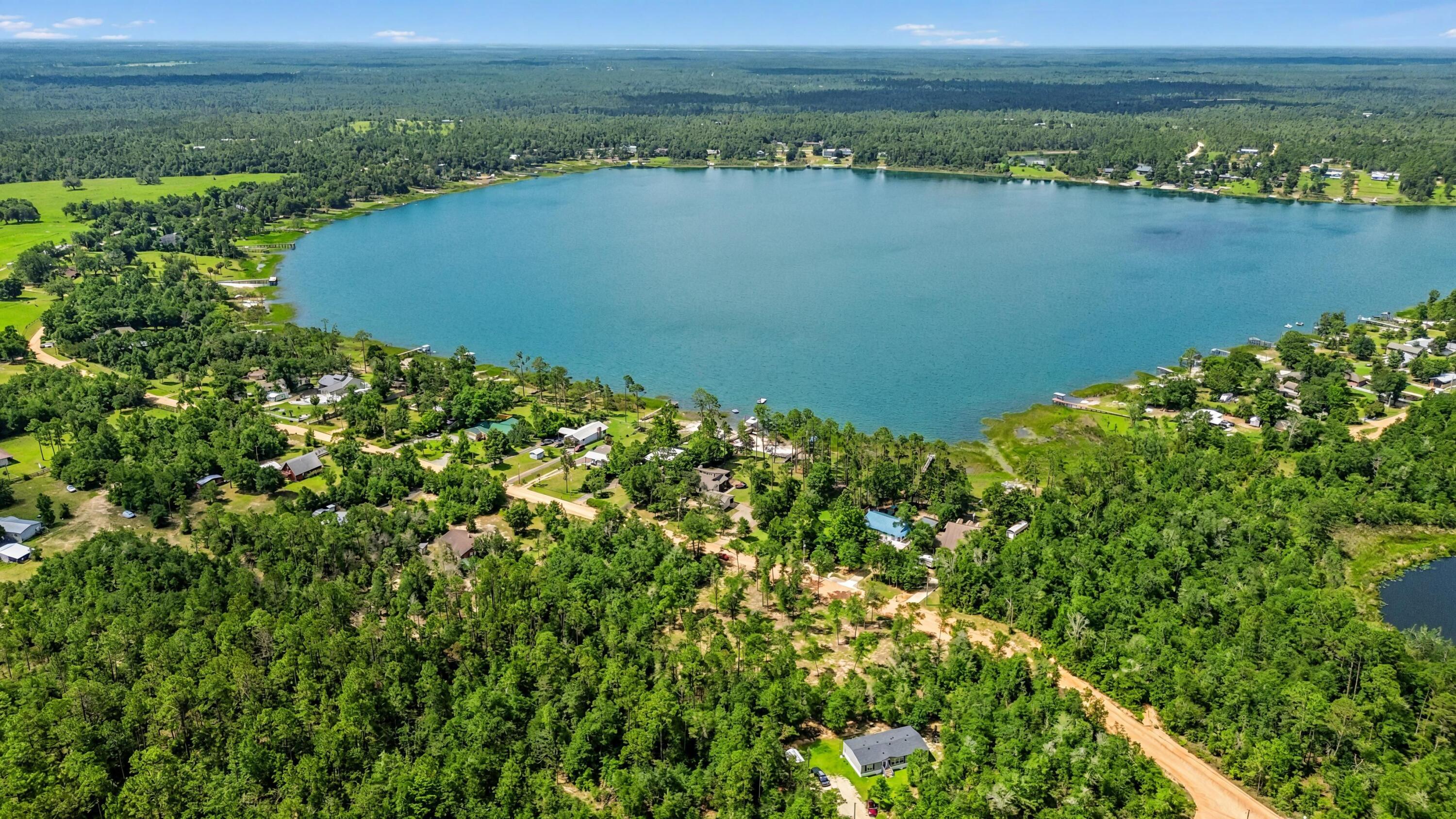 NO RECORDED SUBDIVISION - Land
